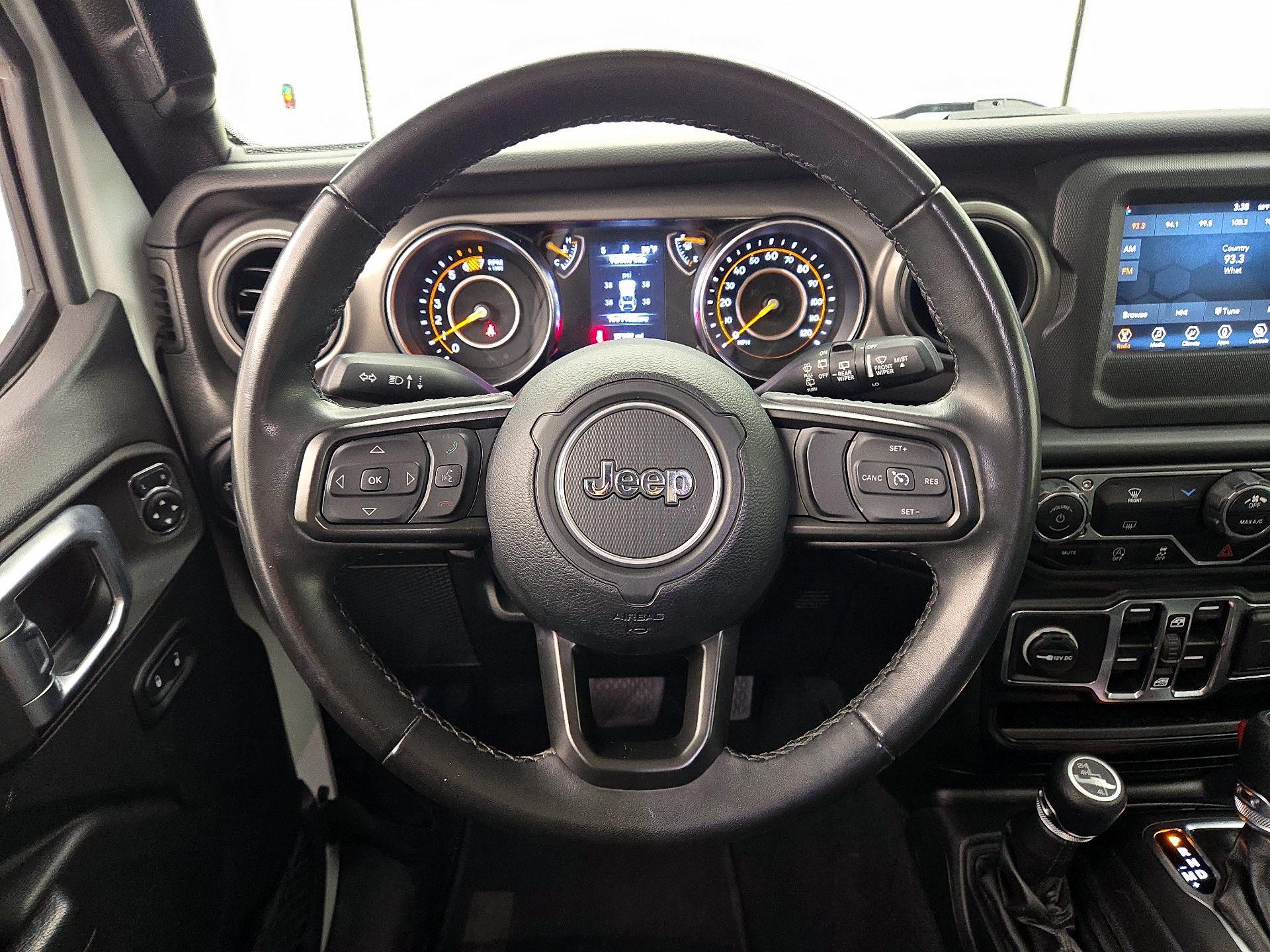 Thumbnail: 2022 Jeep Wrangler - 10