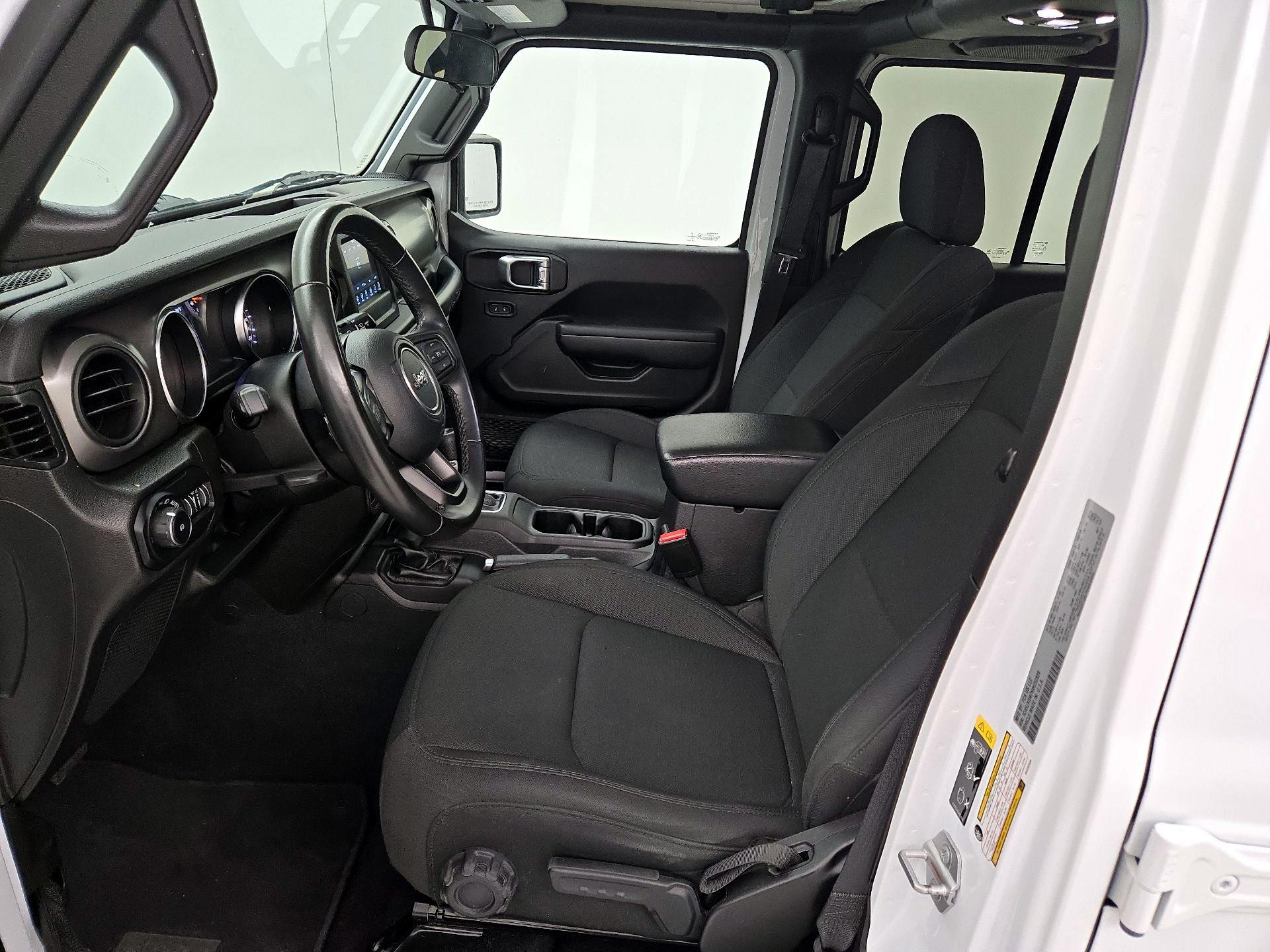 Thumbnail: 2022 Jeep Wrangler - 11