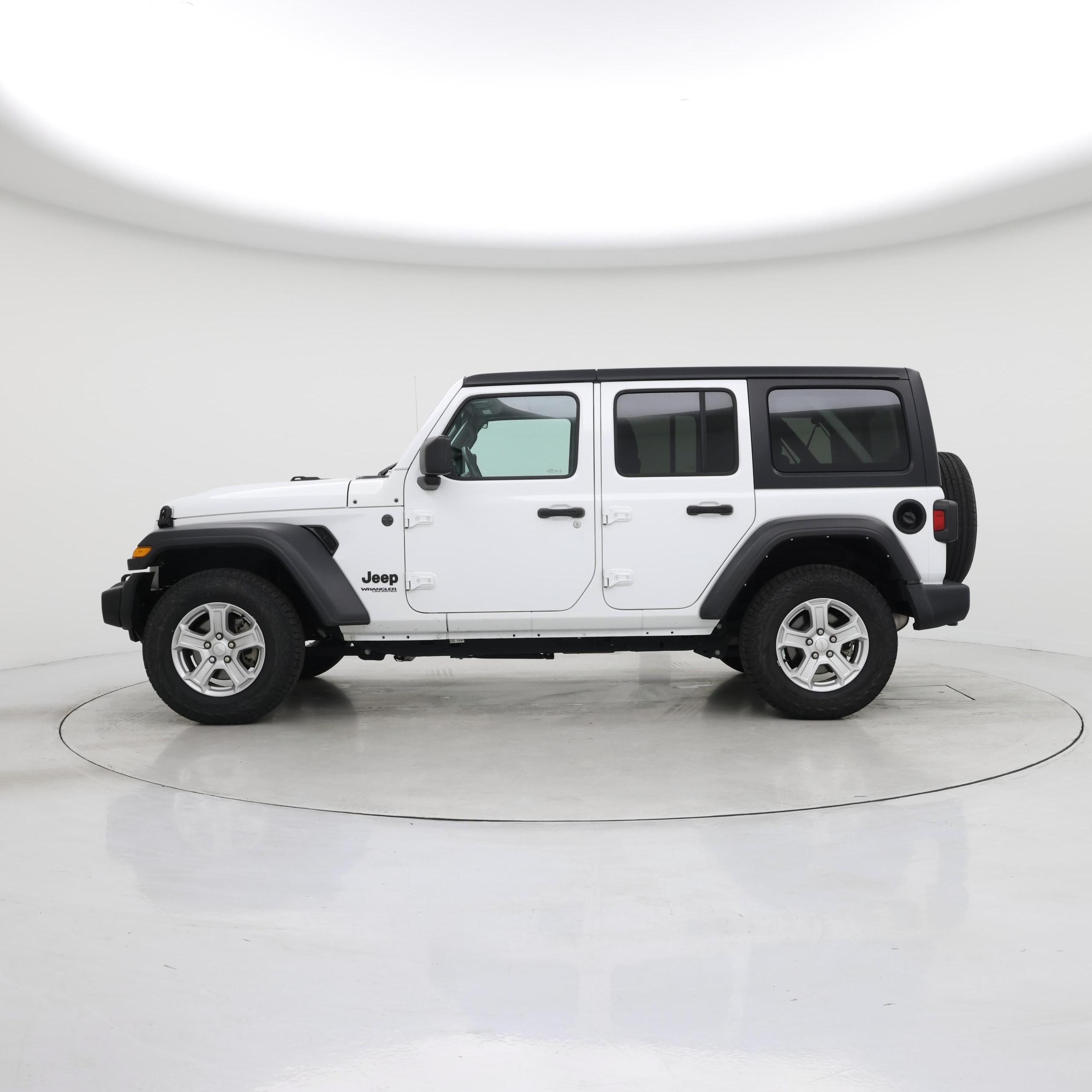 Thumbnail: 2022 Jeep Wrangler - 3