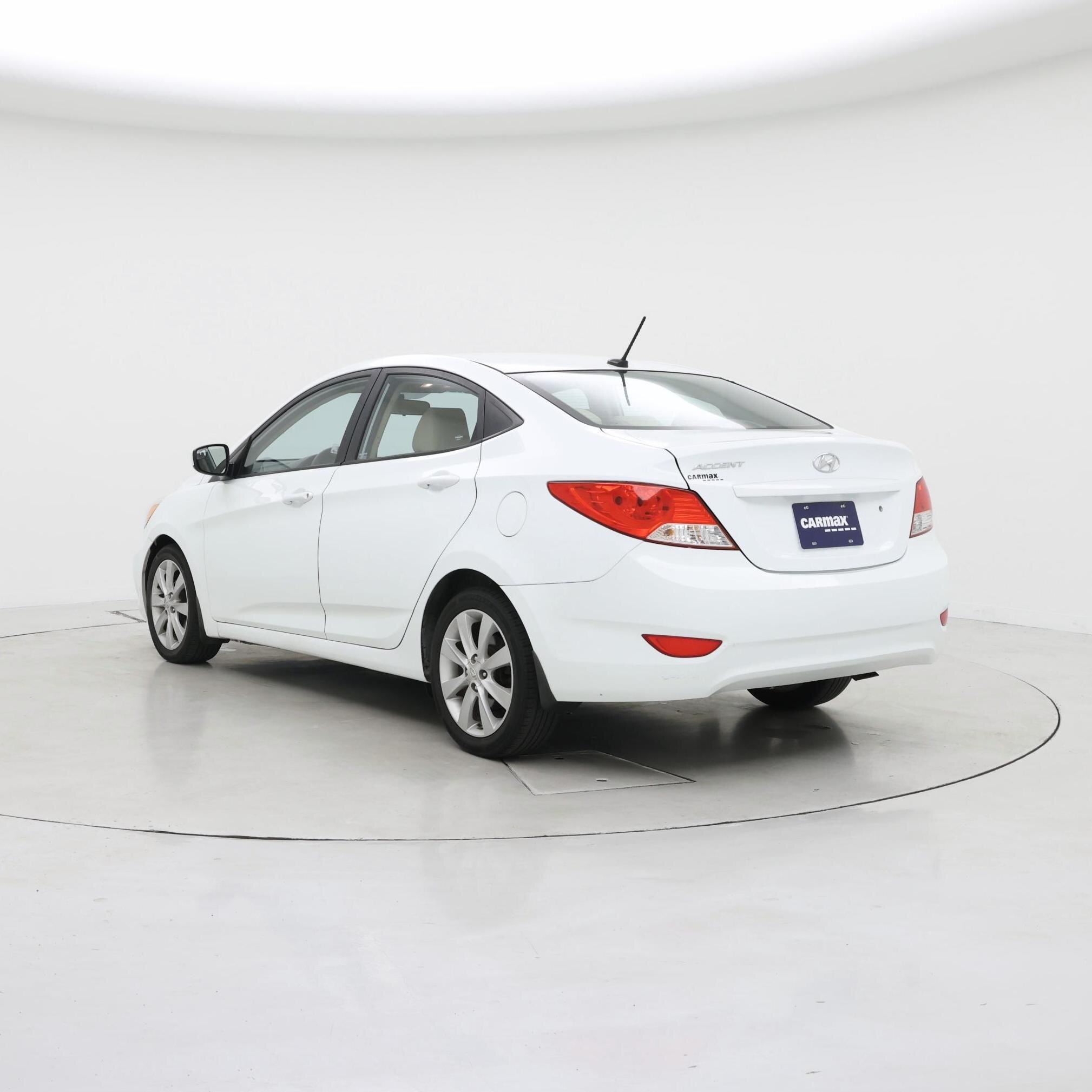 Thumbnail: 2014 Hyundai Accent - 2