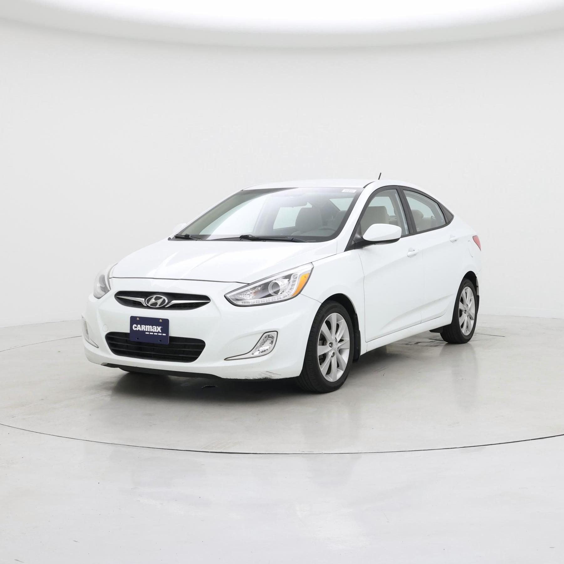 Thumbnail: 2014 Hyundai Accent - 4