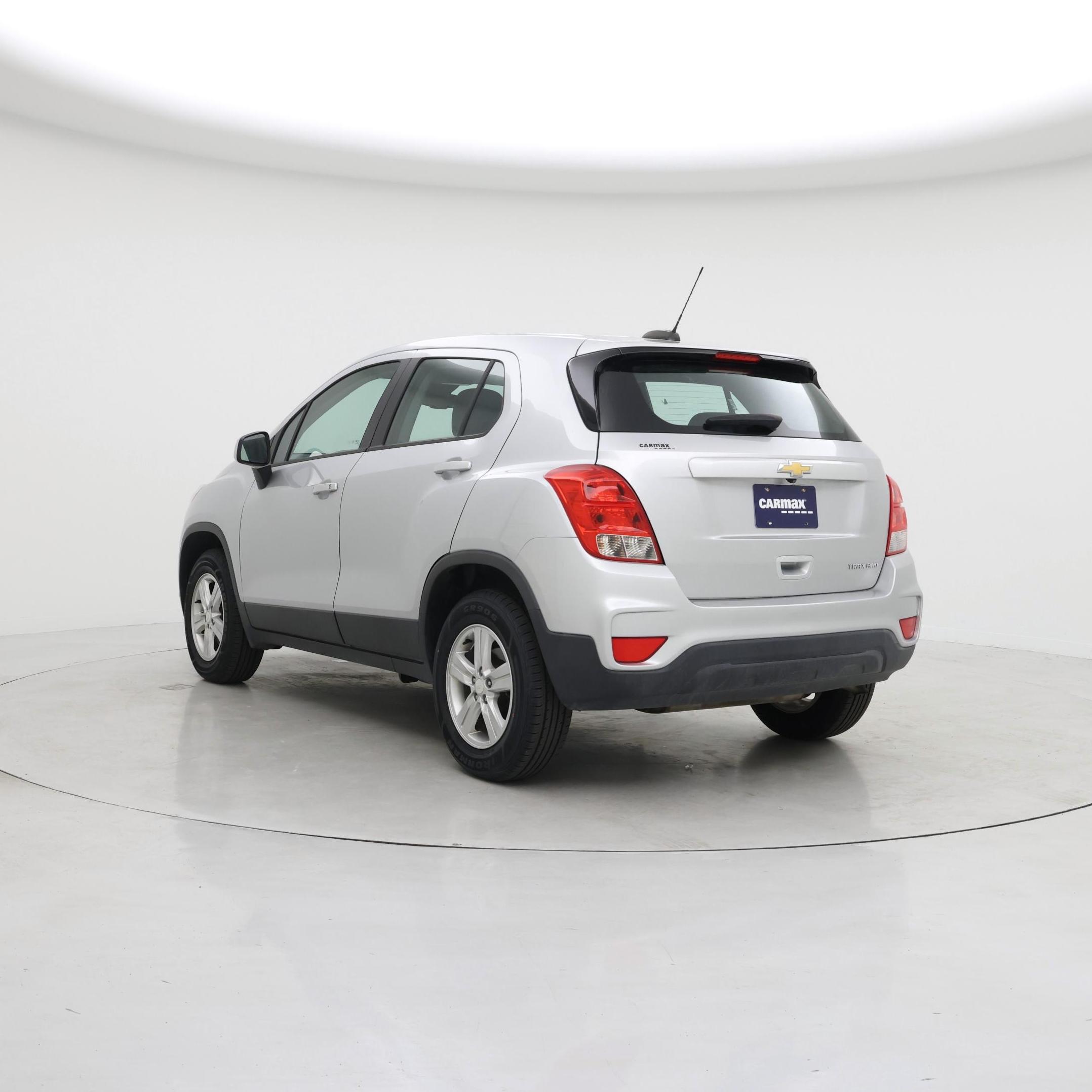 Thumbnail: 2019 Chevrolet Trax - 2