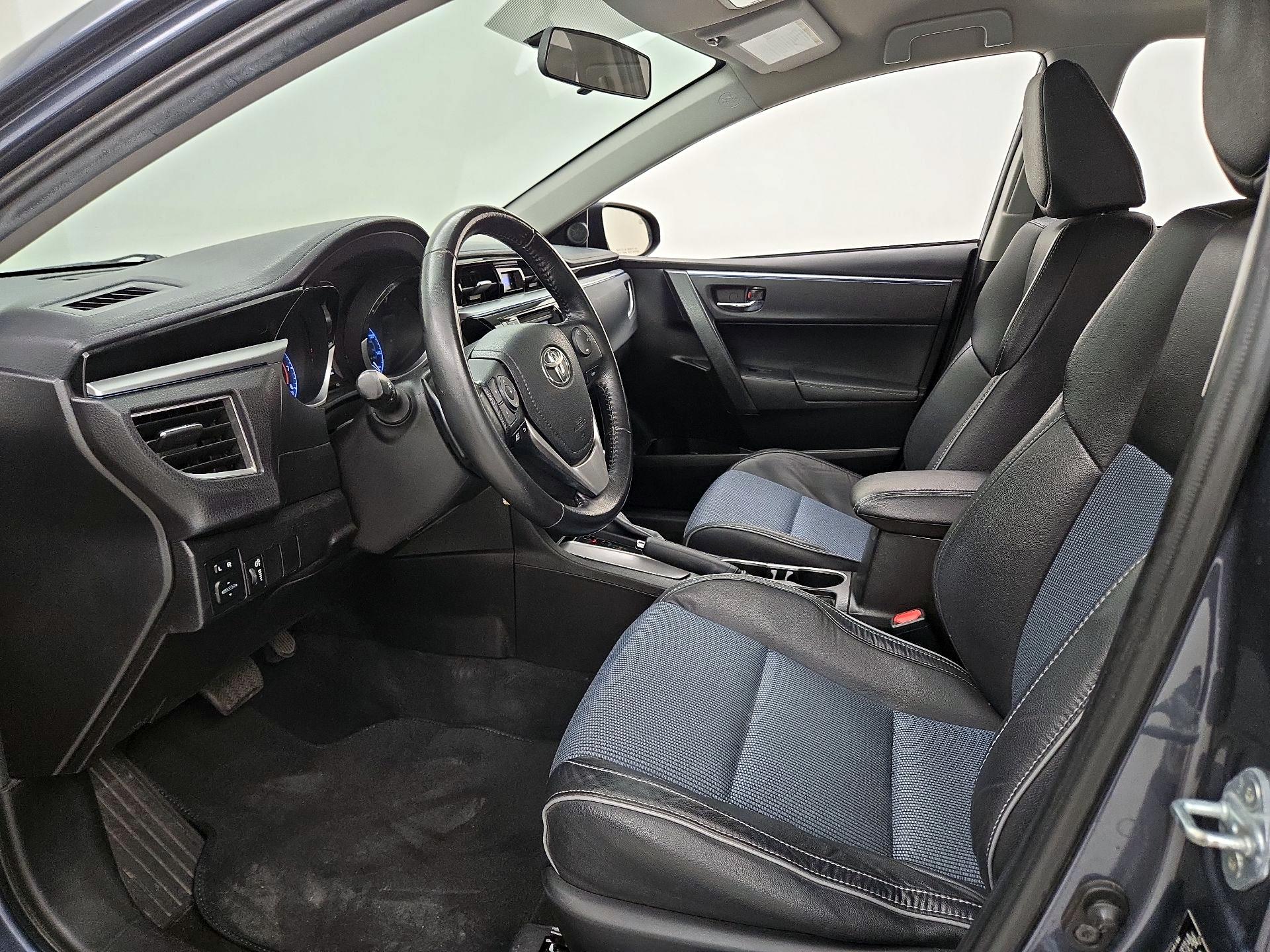 Thumbnail: 2016 Toyota Corolla - 11