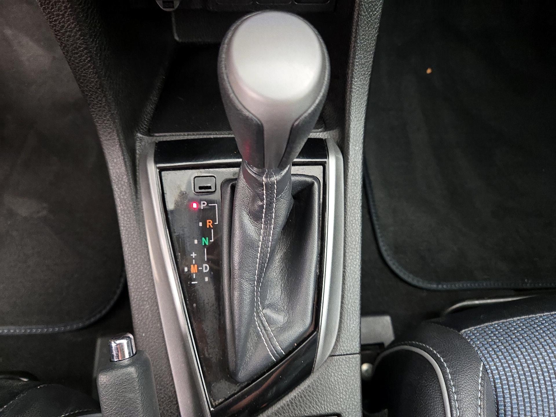 Thumbnail: 2016 Toyota Corolla - 17