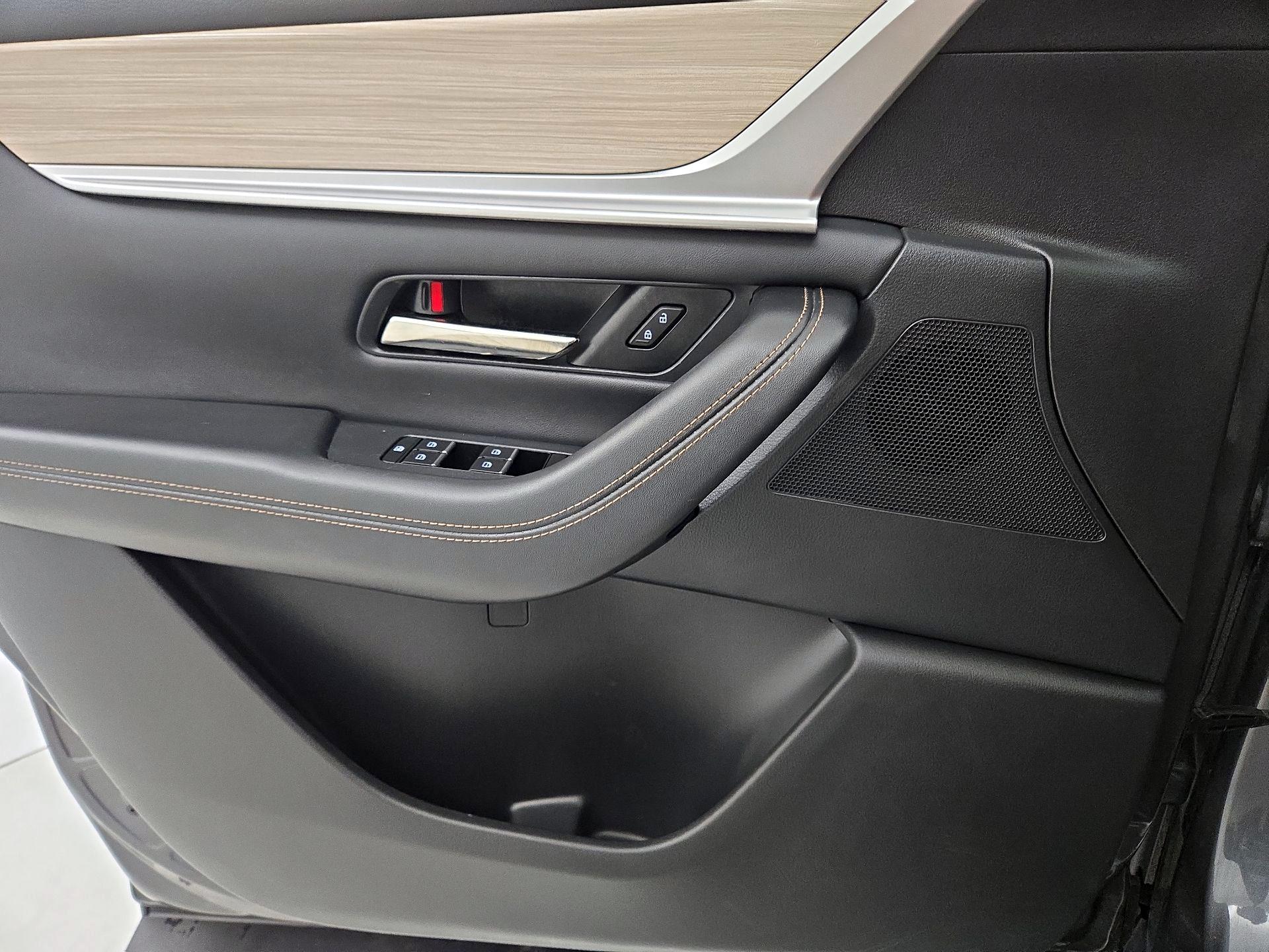 Thumbnail: 2024 Mazda CX-90 - 12