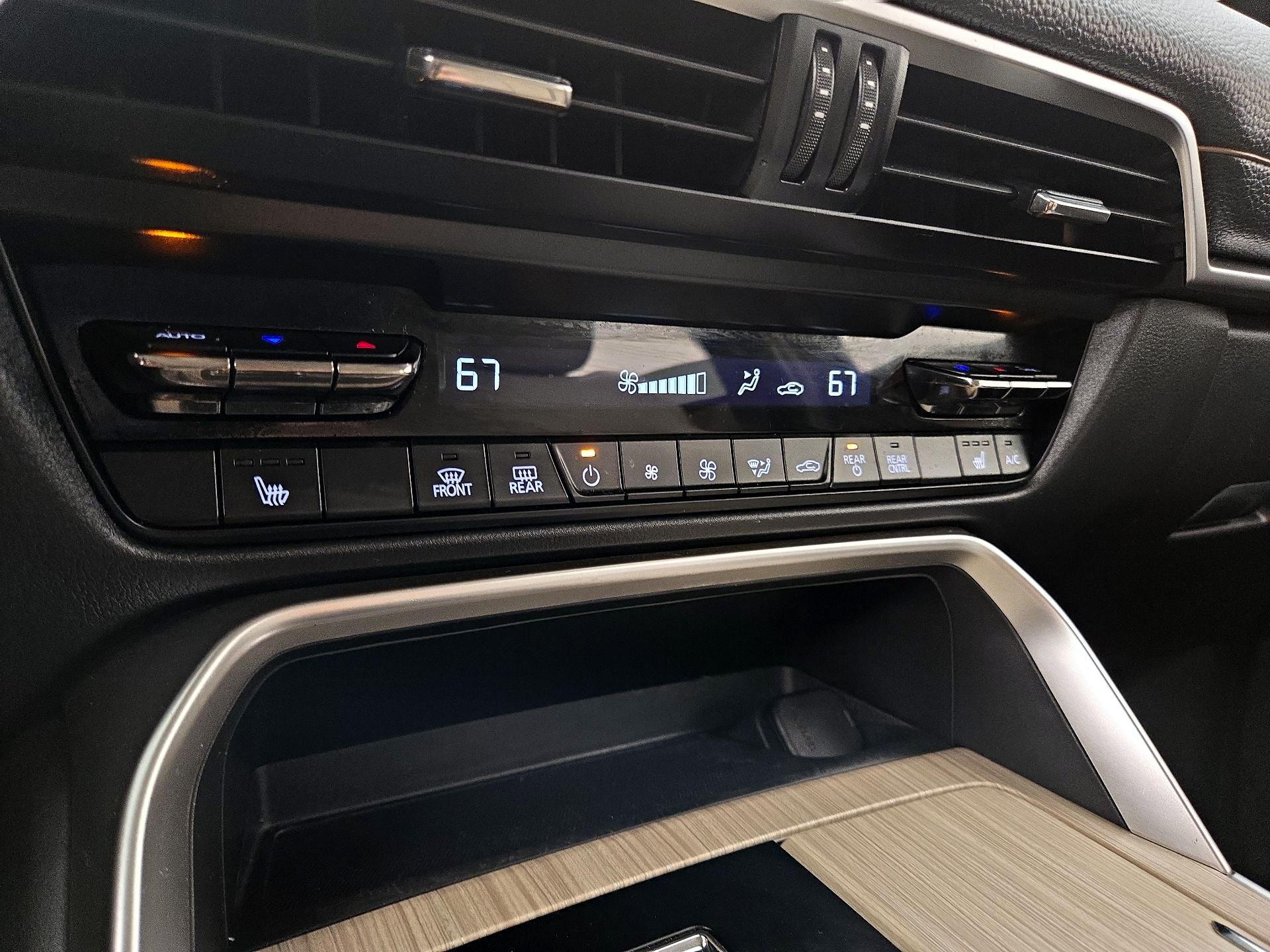 Thumbnail: 2024 Mazda CX-90 - 16