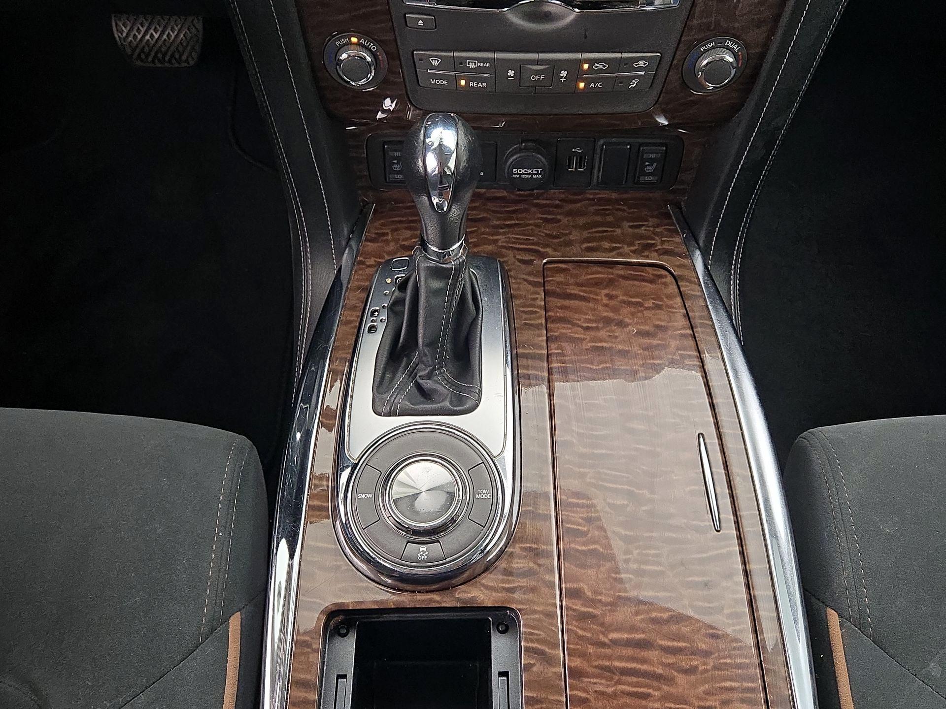 Thumbnail: 2018 Nissan Armada - 18