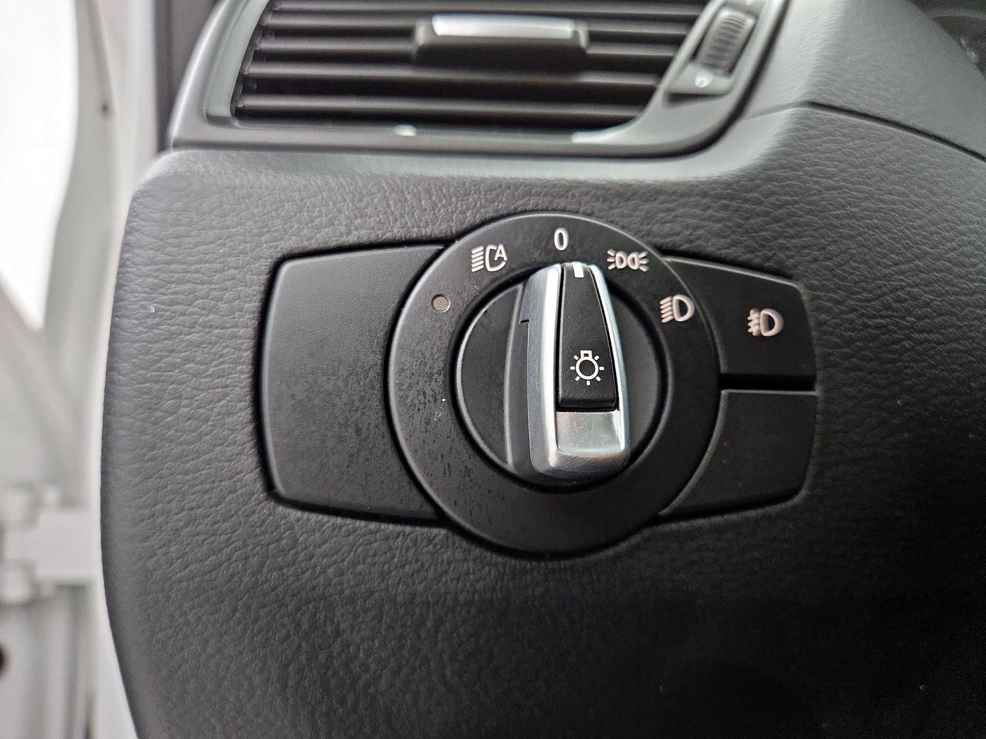 Thumbnail: 2015 BMW X1 - 13