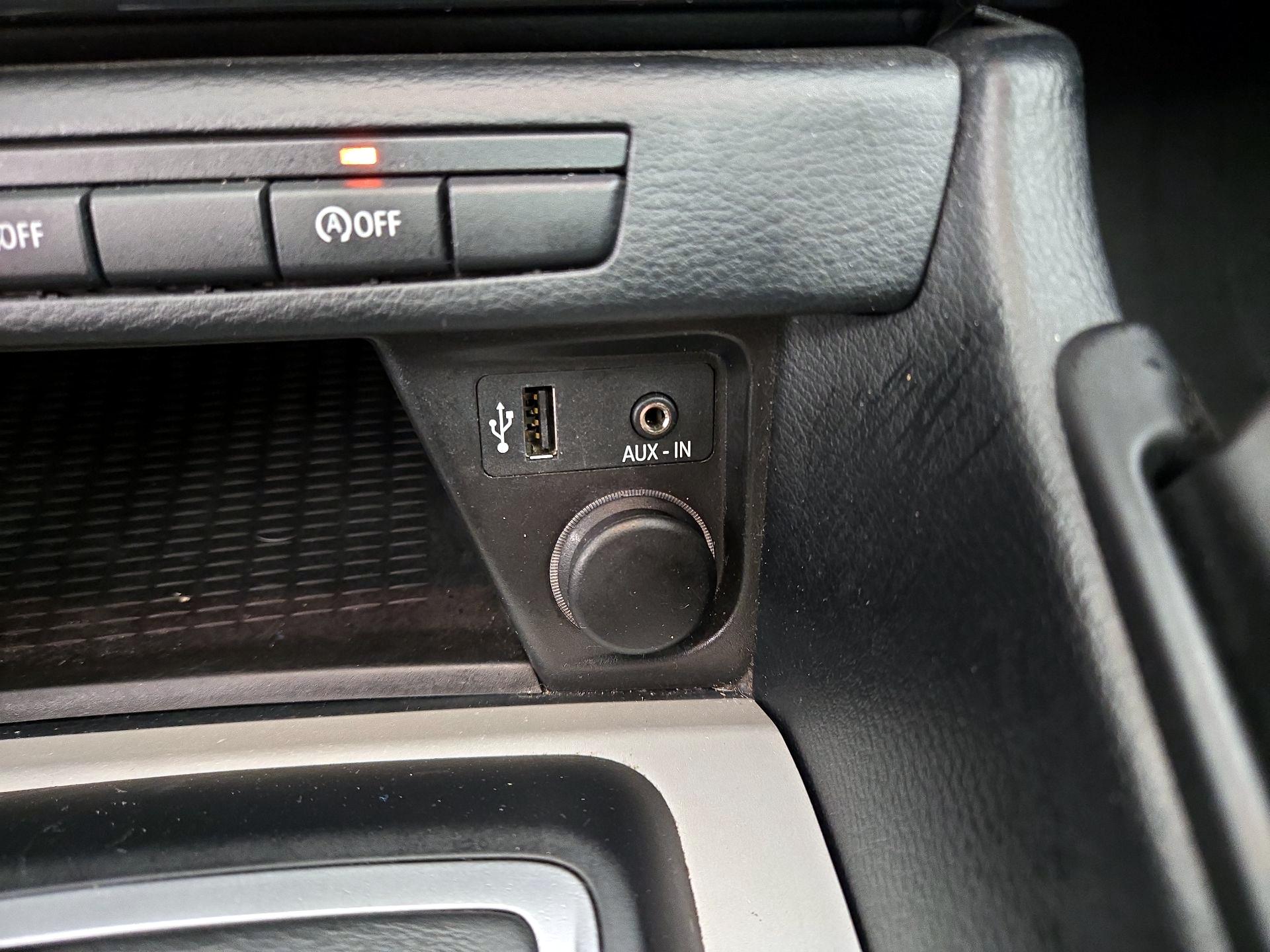 Thumbnail: 2015 BMW X1 - 19