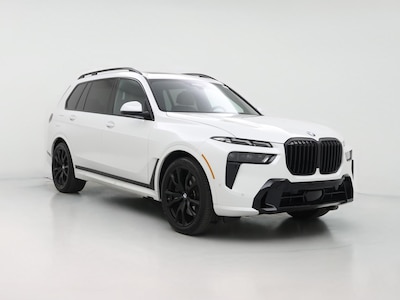 White 2024 BMW X7 xDrive40i