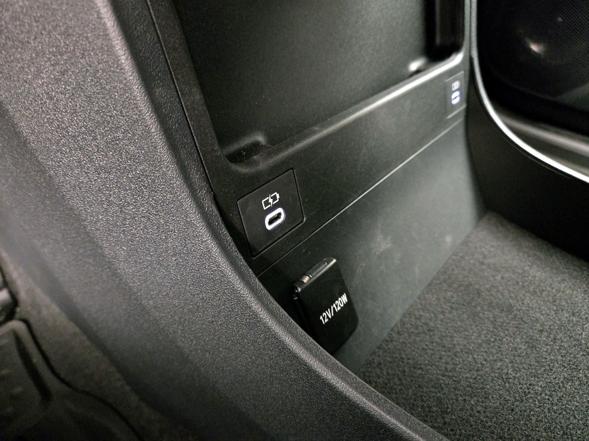 Thumbnail: 2025 Toyota bZ4X - 18