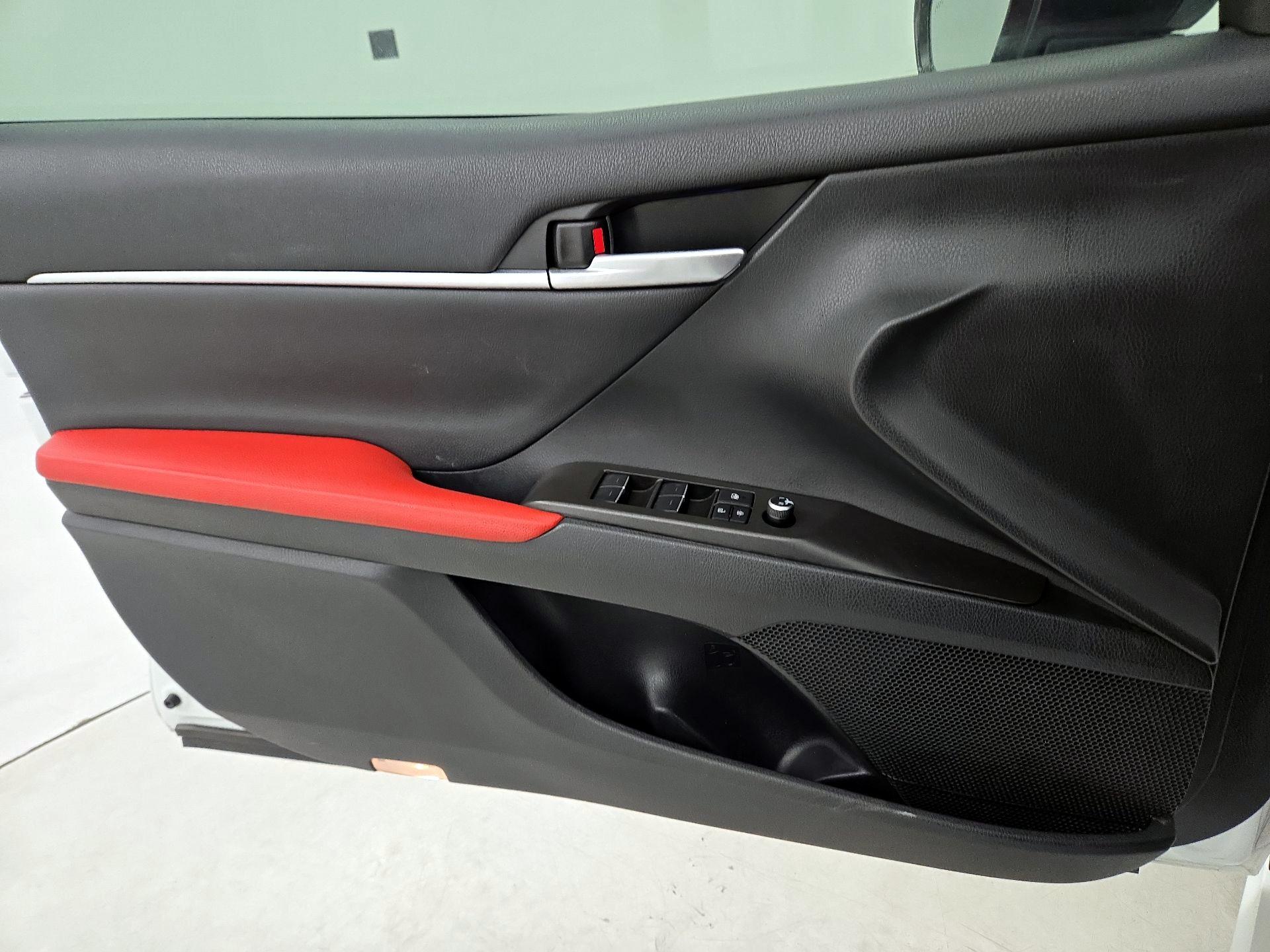 Thumbnail: 2023 Toyota Camry - 12