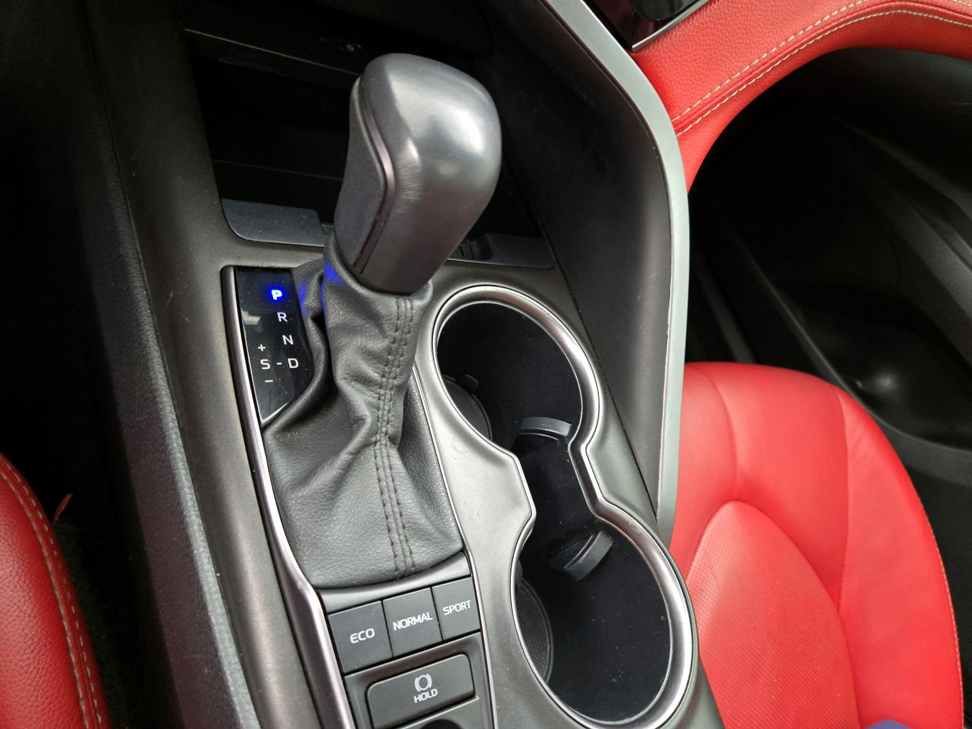 Thumbnail: 2023 Toyota Camry - 17