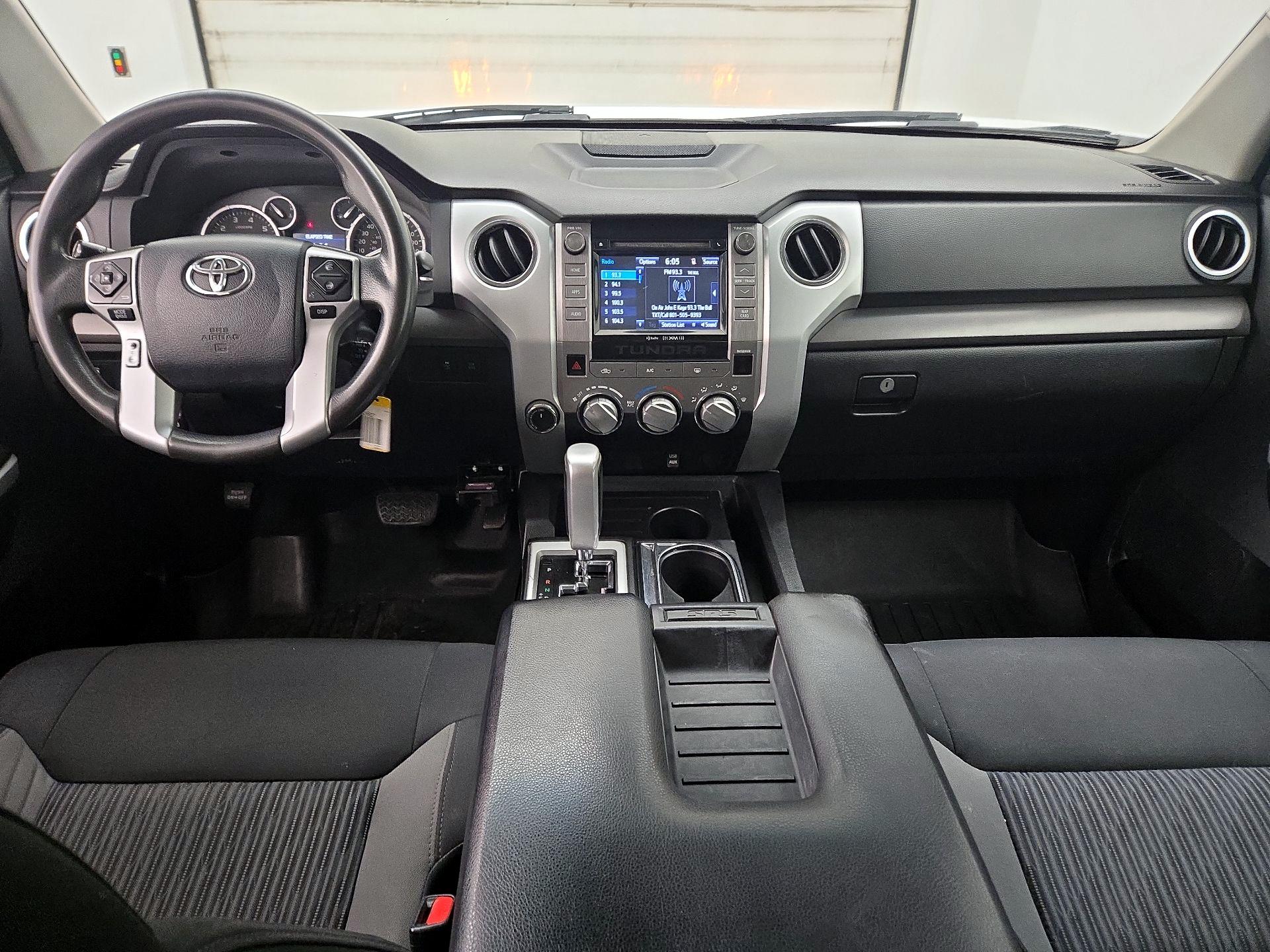 Thumbnail: 2015 Toyota Tundra - 9