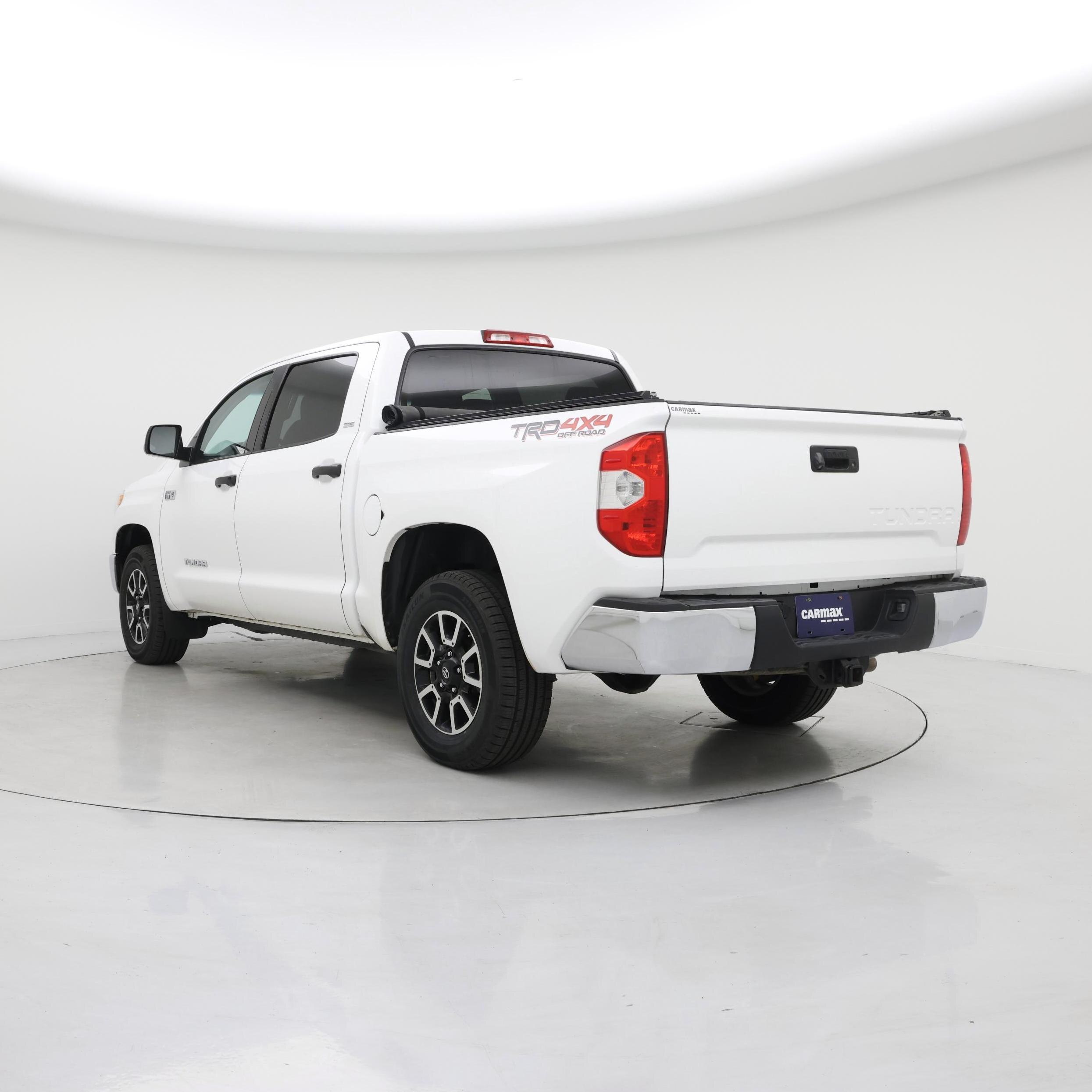 Thumbnail: 2015 Toyota Tundra - 2