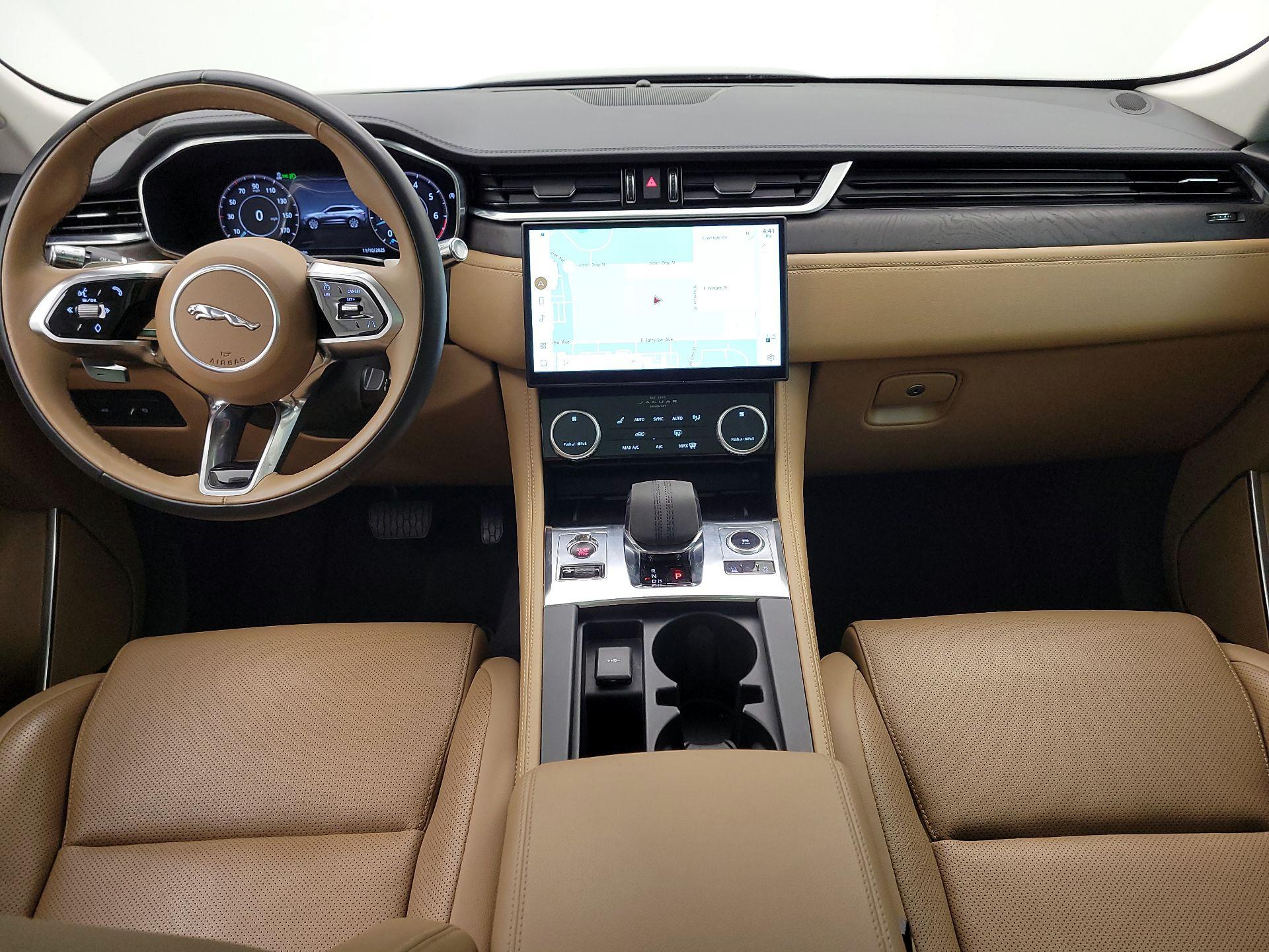 Thumbnail: 2021 Jaguar F-Pace - 9