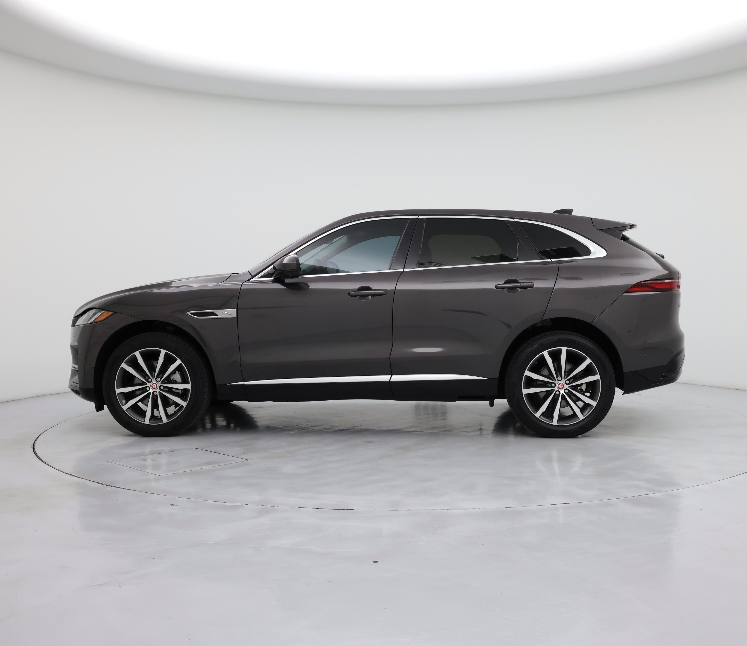 Thumbnail: 2021 Jaguar F-Pace - 3