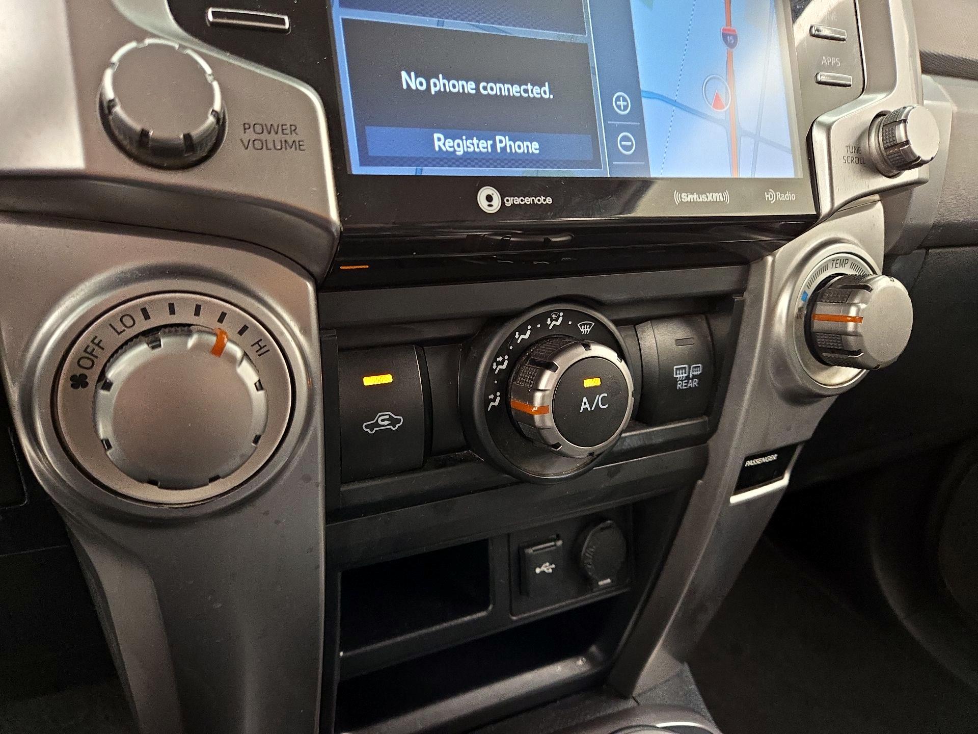 Thumbnail: 2021 Toyota 4Runner - 16