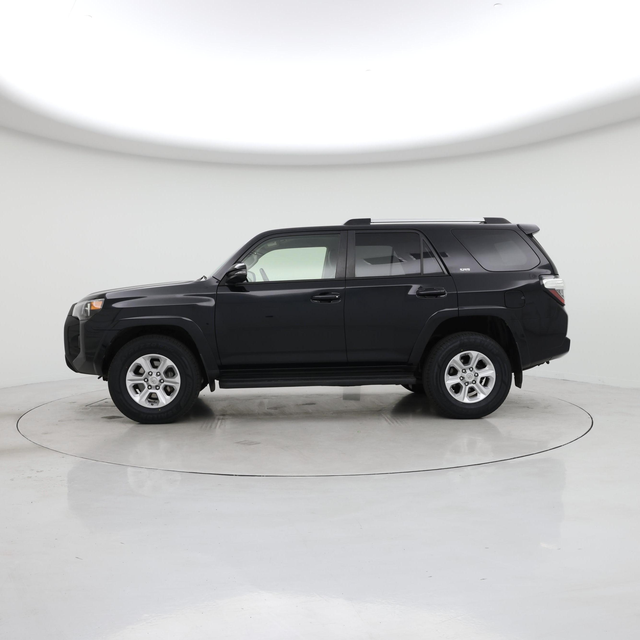 Thumbnail: 2021 Toyota 4Runner - 3