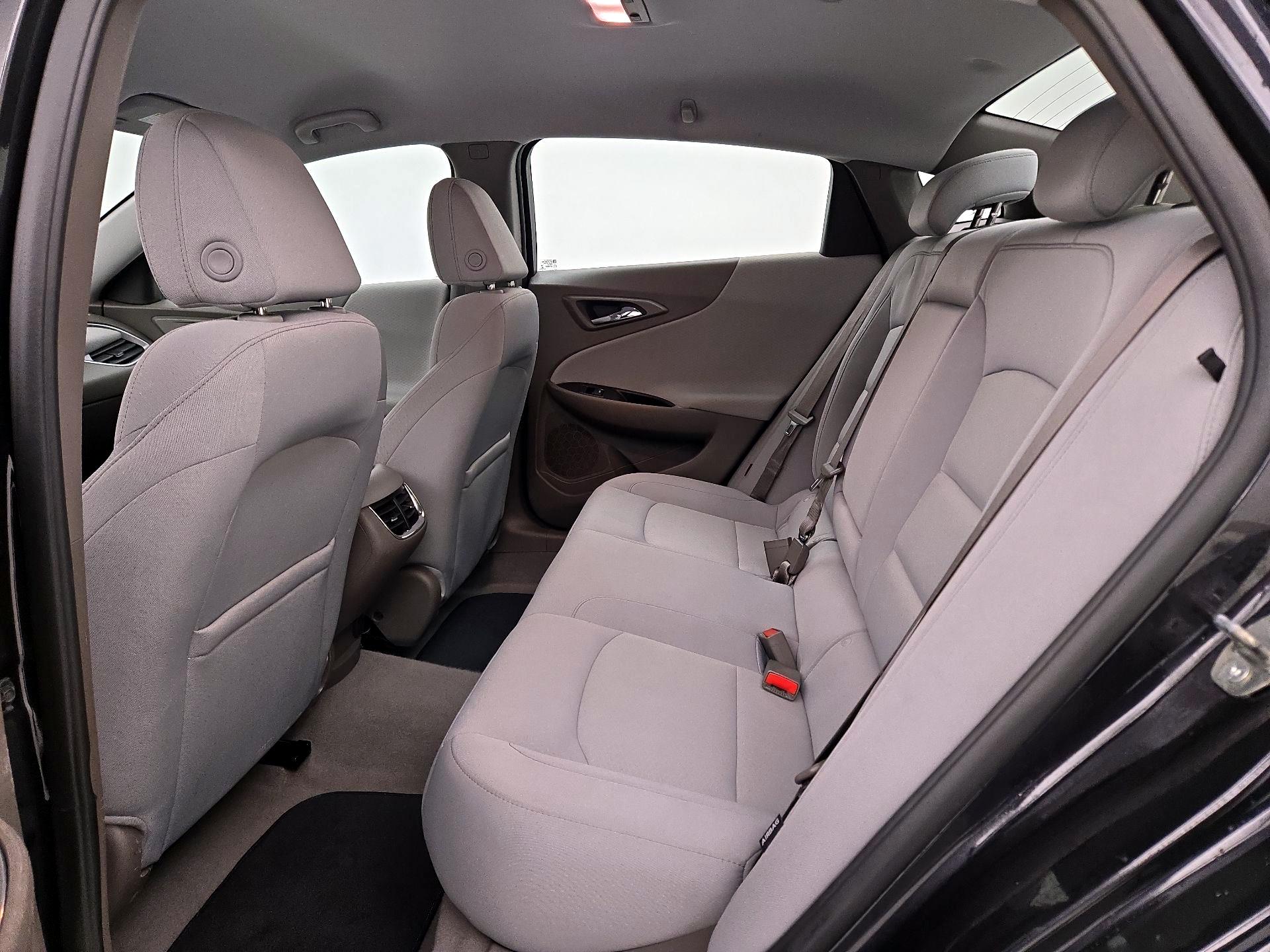 Thumbnail: 2022 Chevrolet Malibu - 19