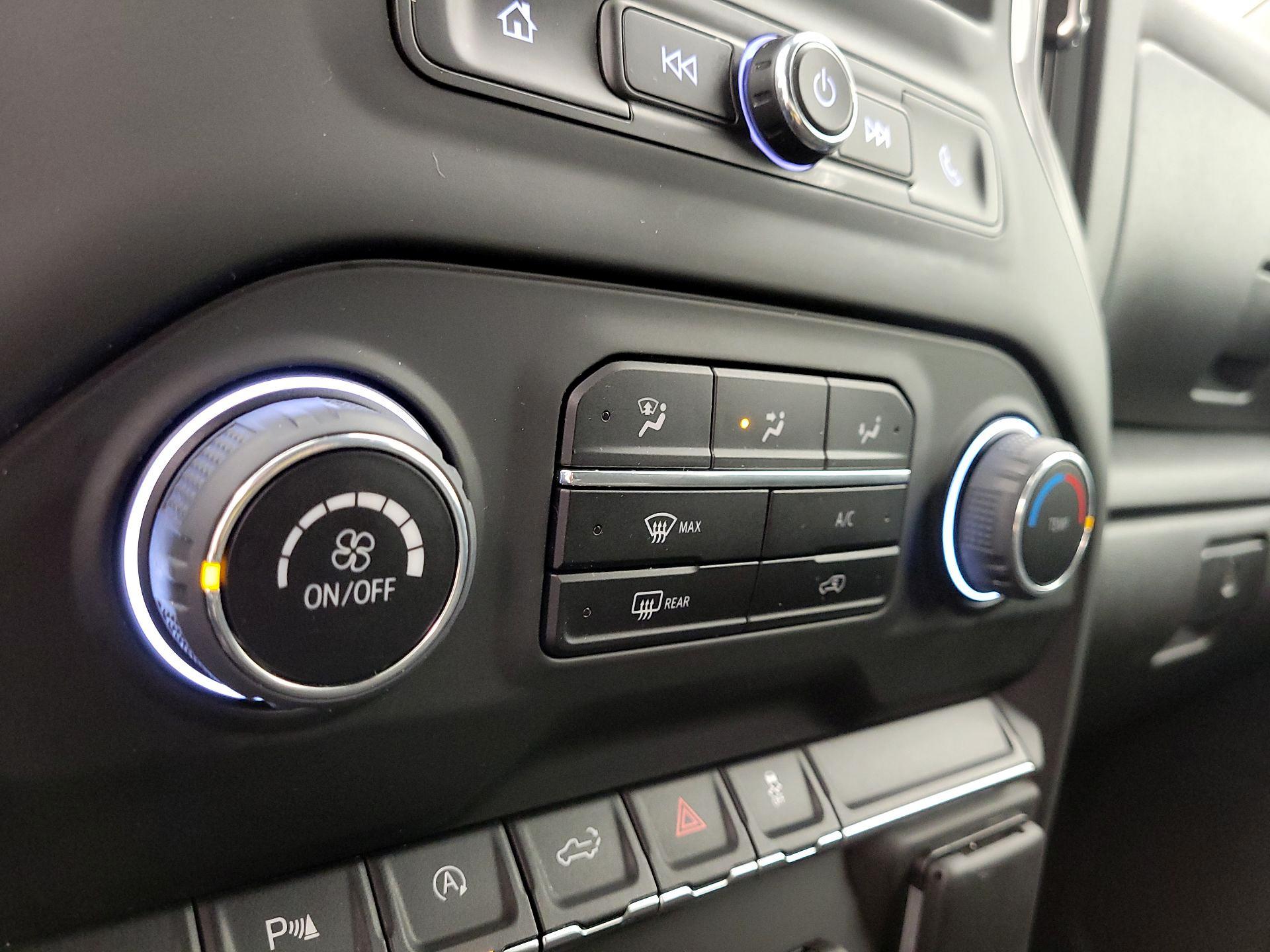 Thumbnail: 2023 Chevrolet Silverado 1500 - 16