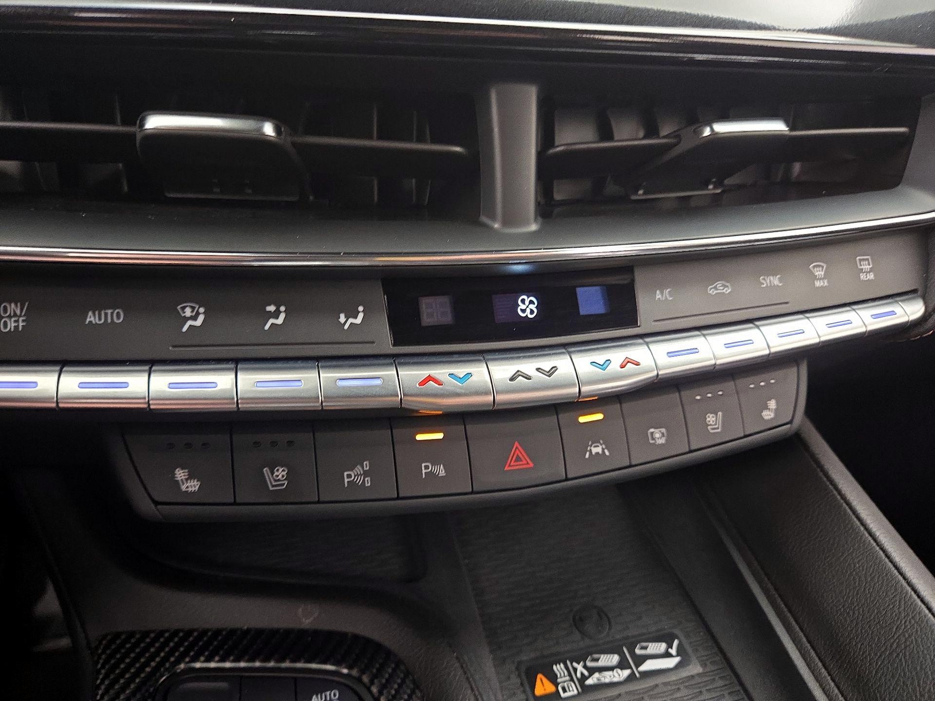 Thumbnail: 2023 Cadillac CT5 - 17