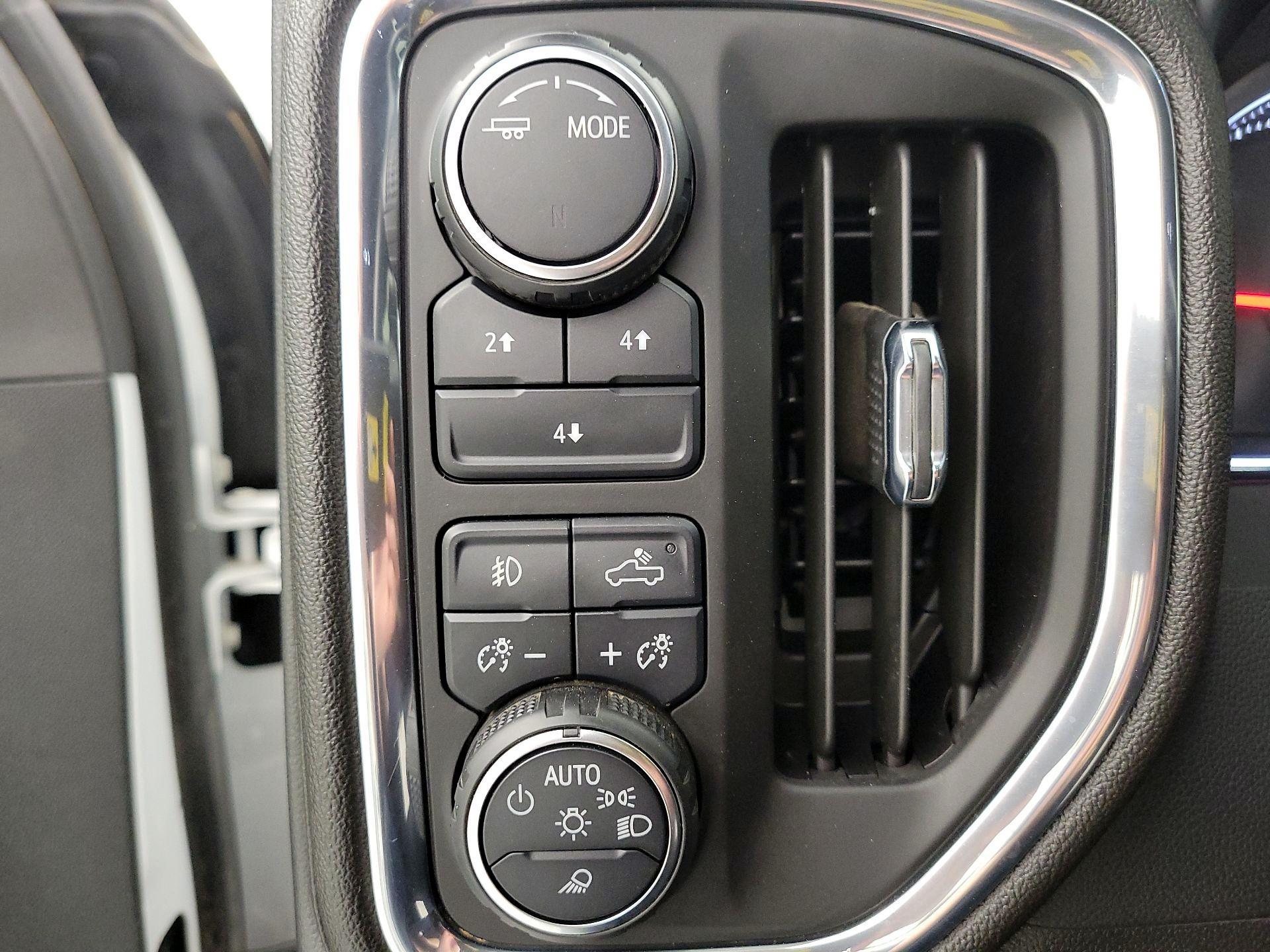 Thumbnail: 2023 Chevrolet Silverado 2500 - 13