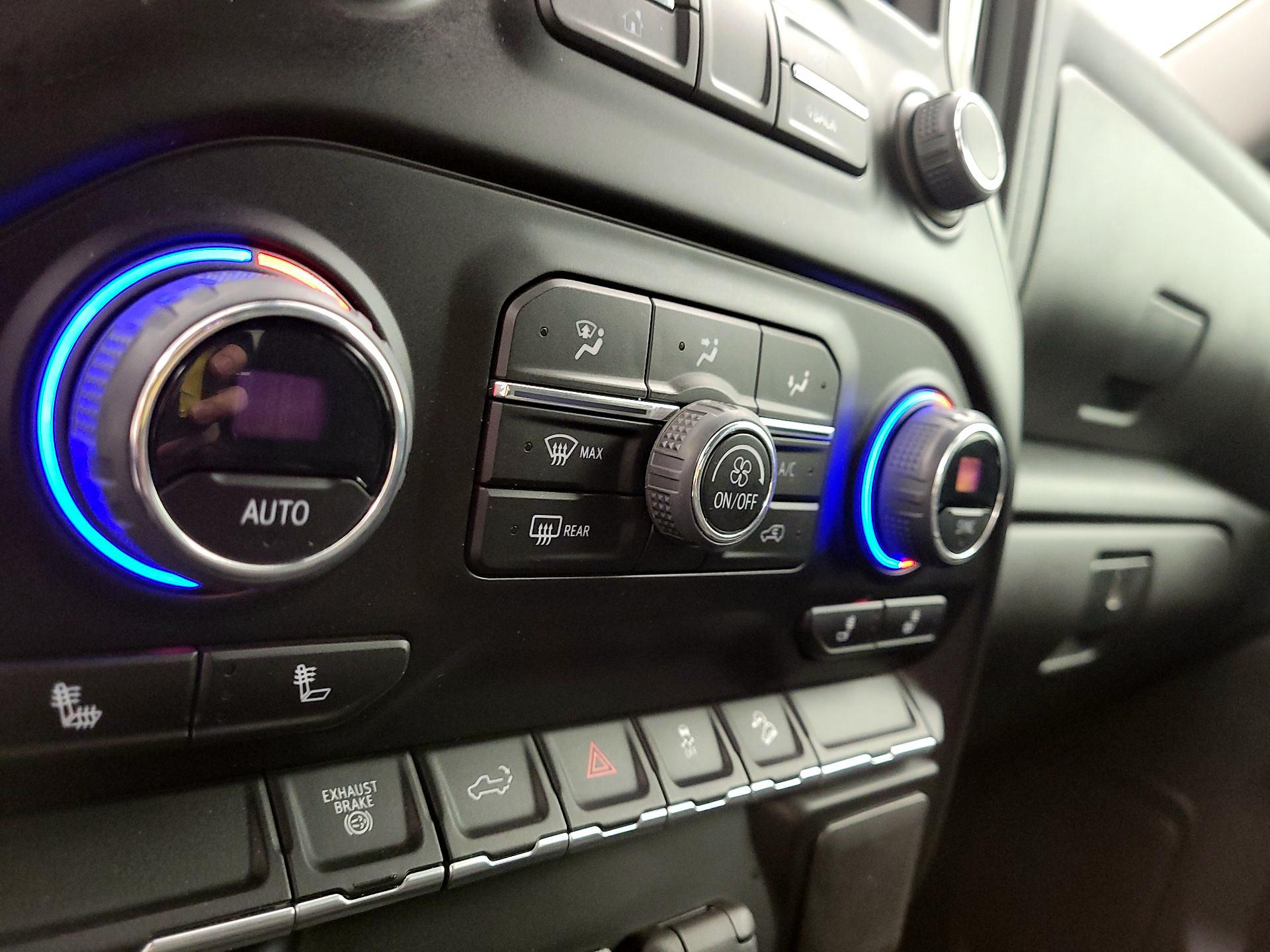 Thumbnail: 2023 Chevrolet Silverado 2500 - 16