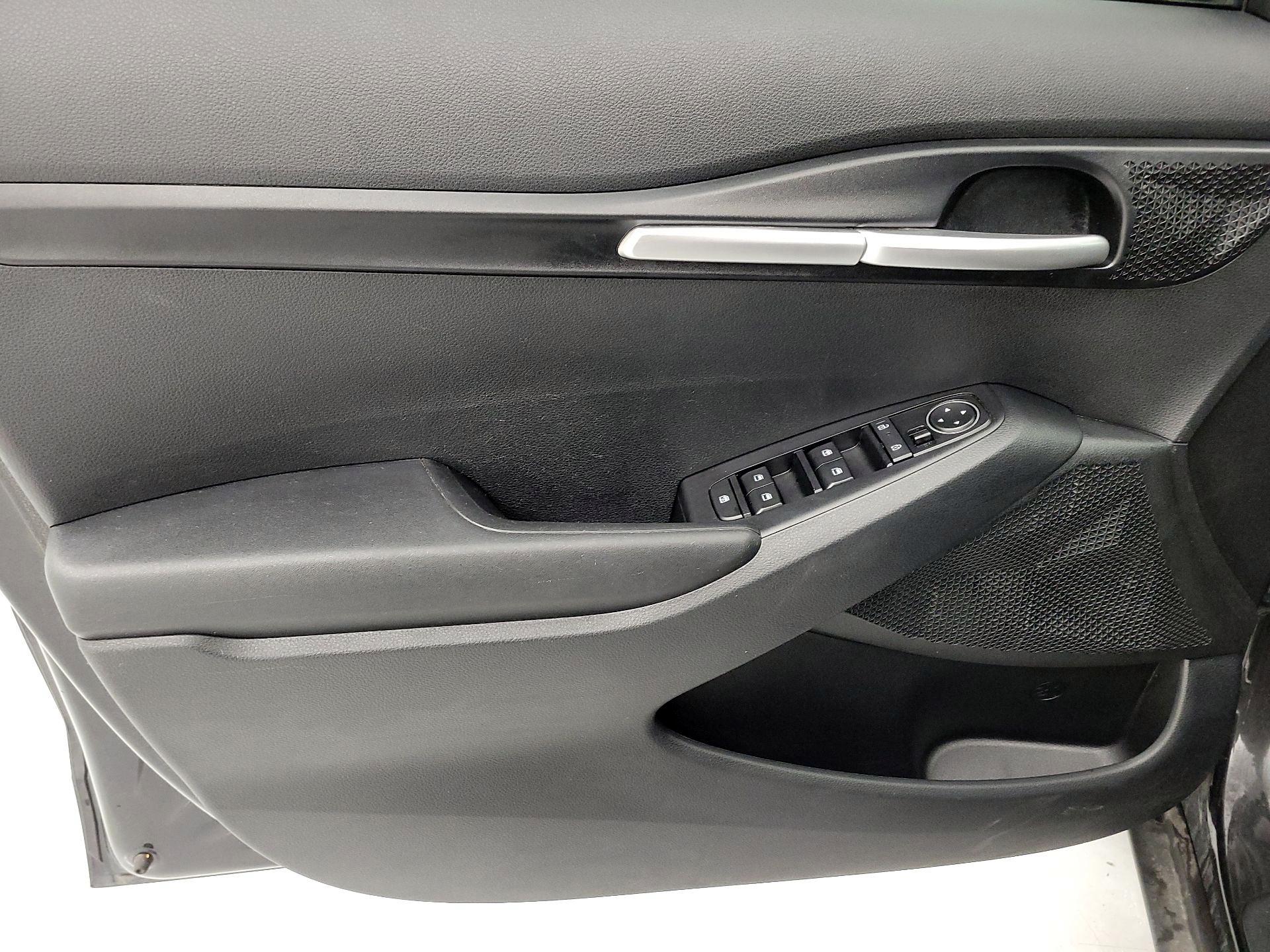 Thumbnail: 2024 Kia Seltos - 12