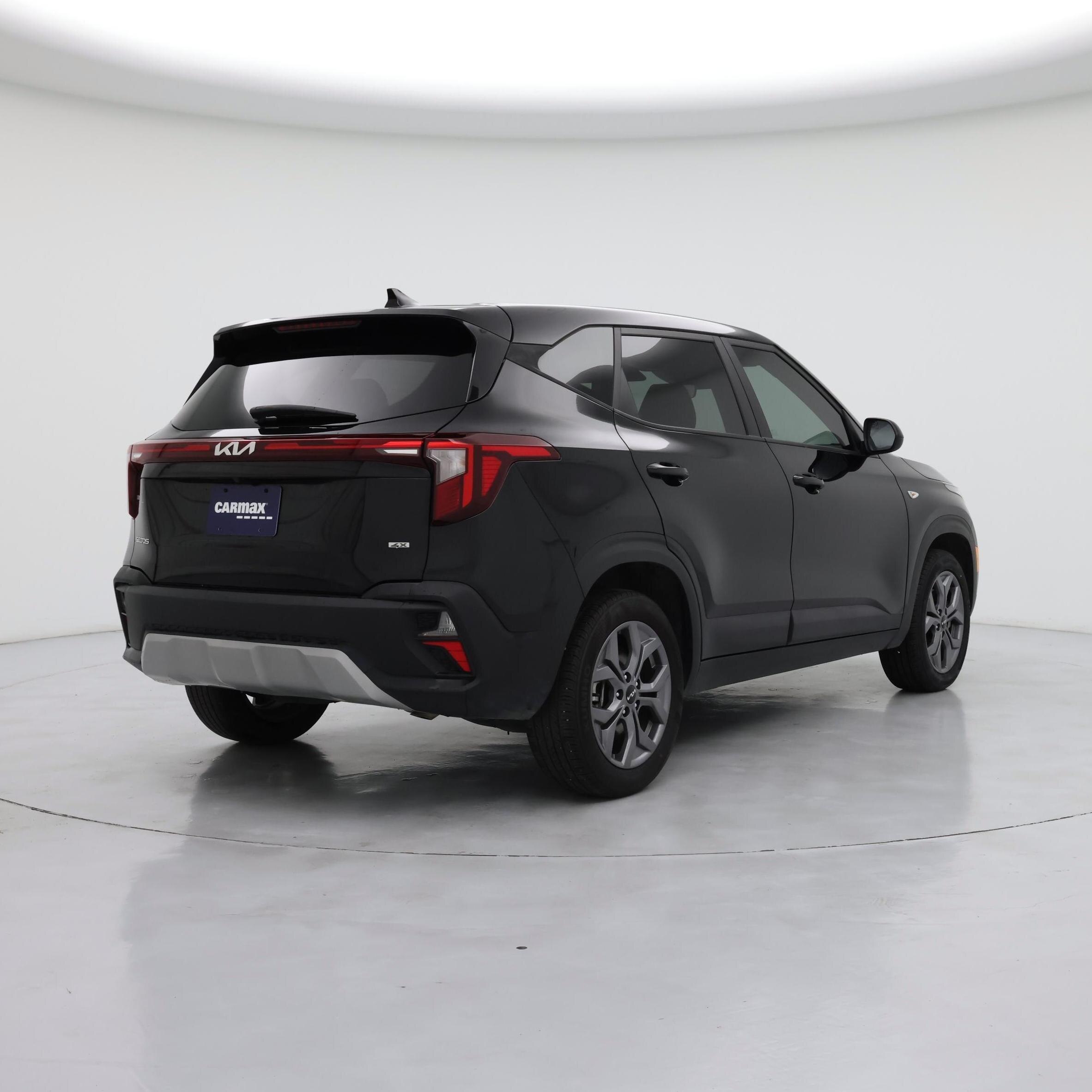 Thumbnail: 2024 Kia Seltos - 8