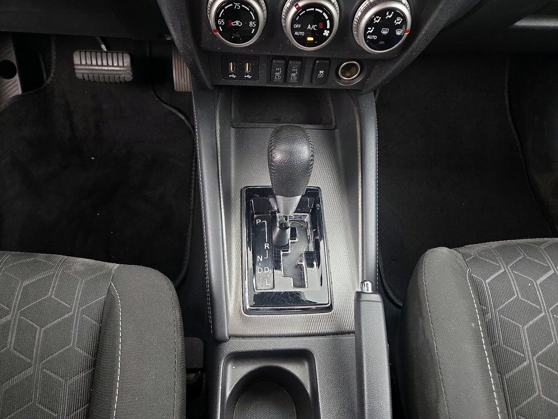 Thumbnail: 2021 Mitsubishi Outlander Sport - 17