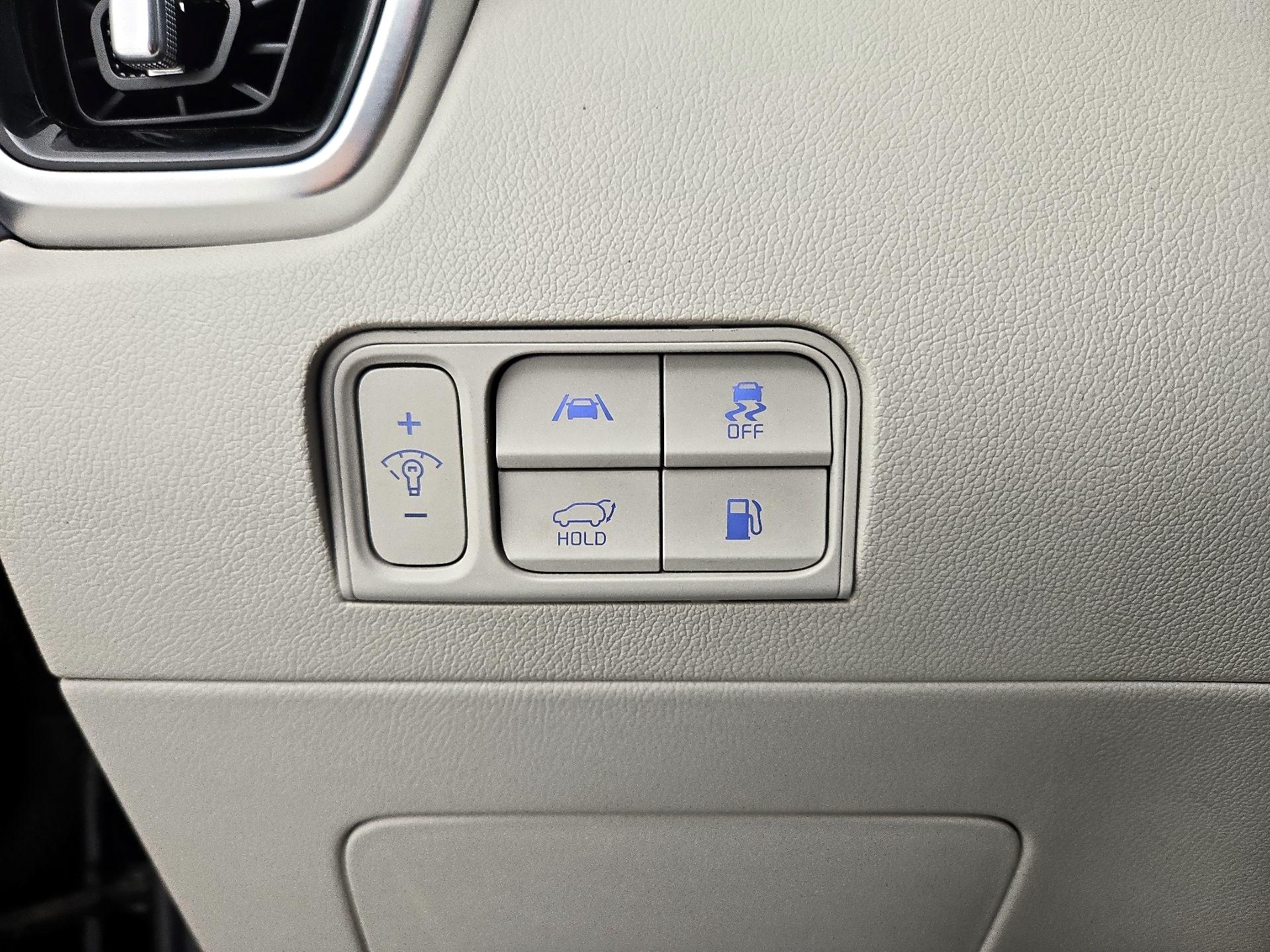 Thumbnail: 2023 Kia Sorento - 13