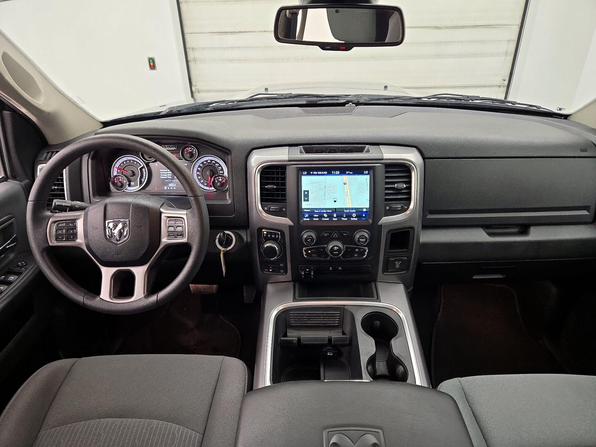 Thumbnail: 2023 RAM 1500 Classic - 9