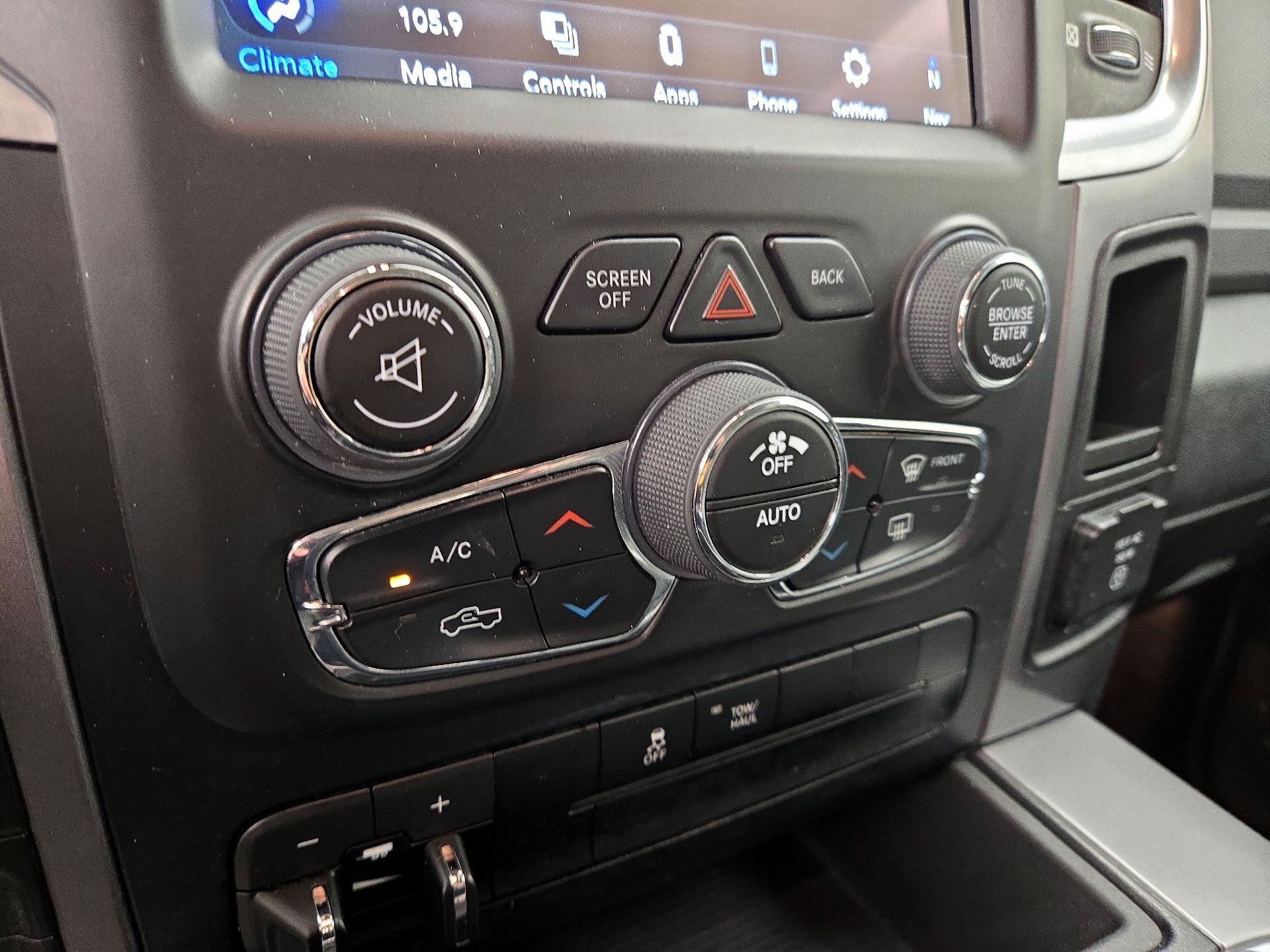 Thumbnail: 2023 RAM 1500 Classic - 17