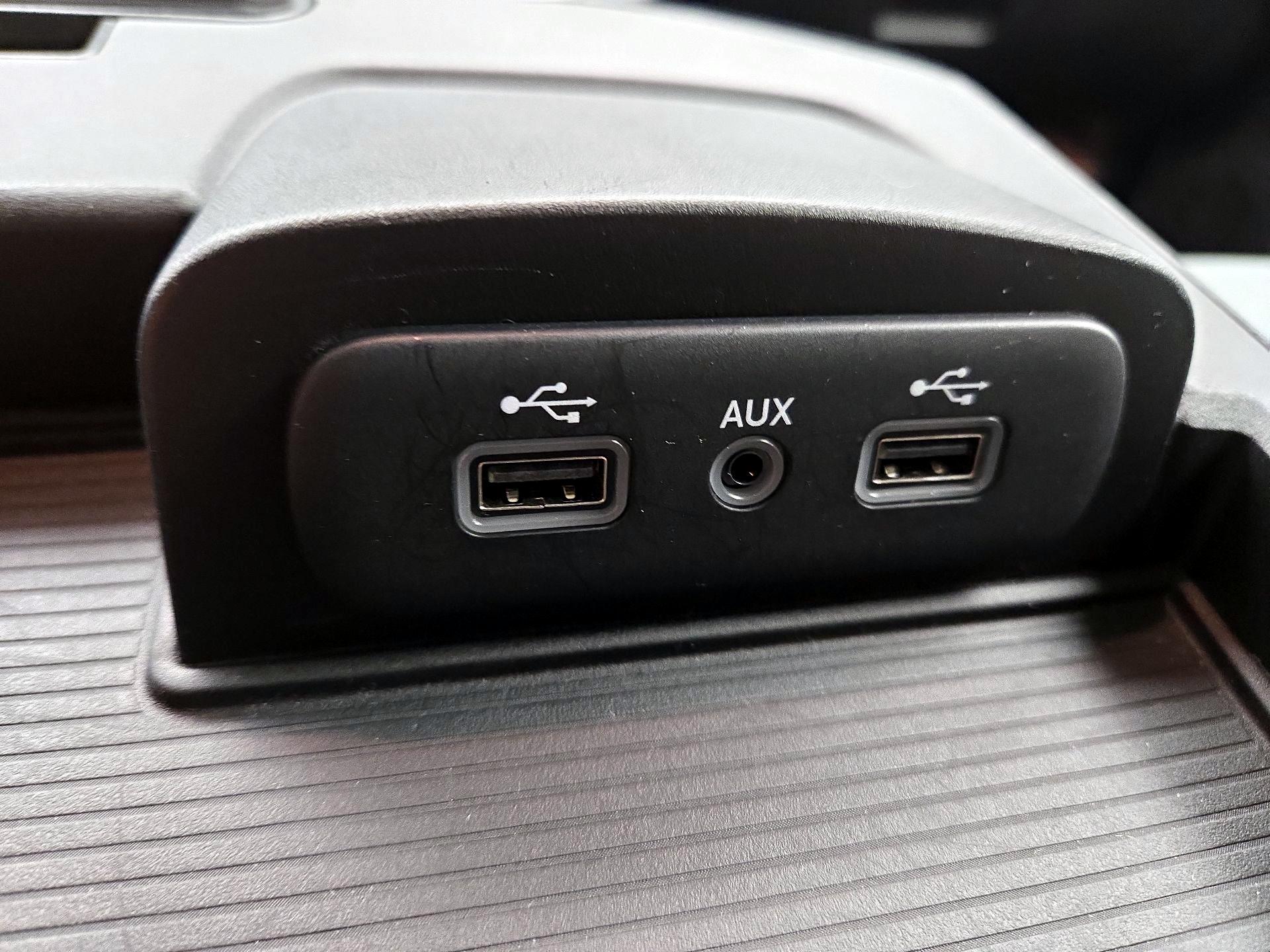 Thumbnail: 2023 RAM 1500 Classic - 19