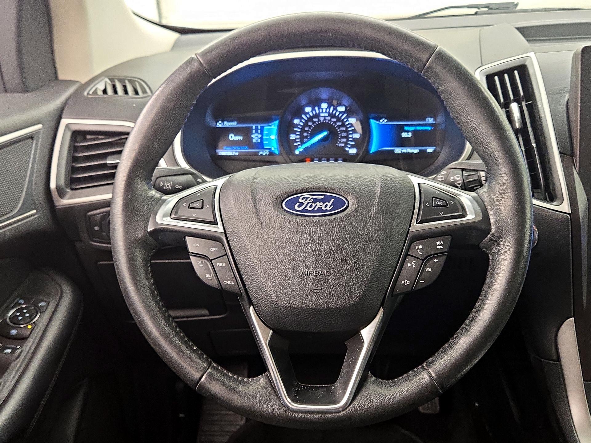 Thumbnail: 2021 Ford Edge - 10