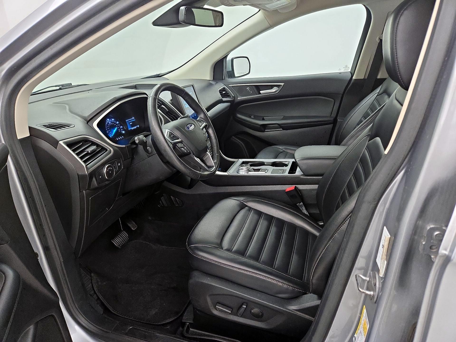 Thumbnail: 2021 Ford Edge - 11