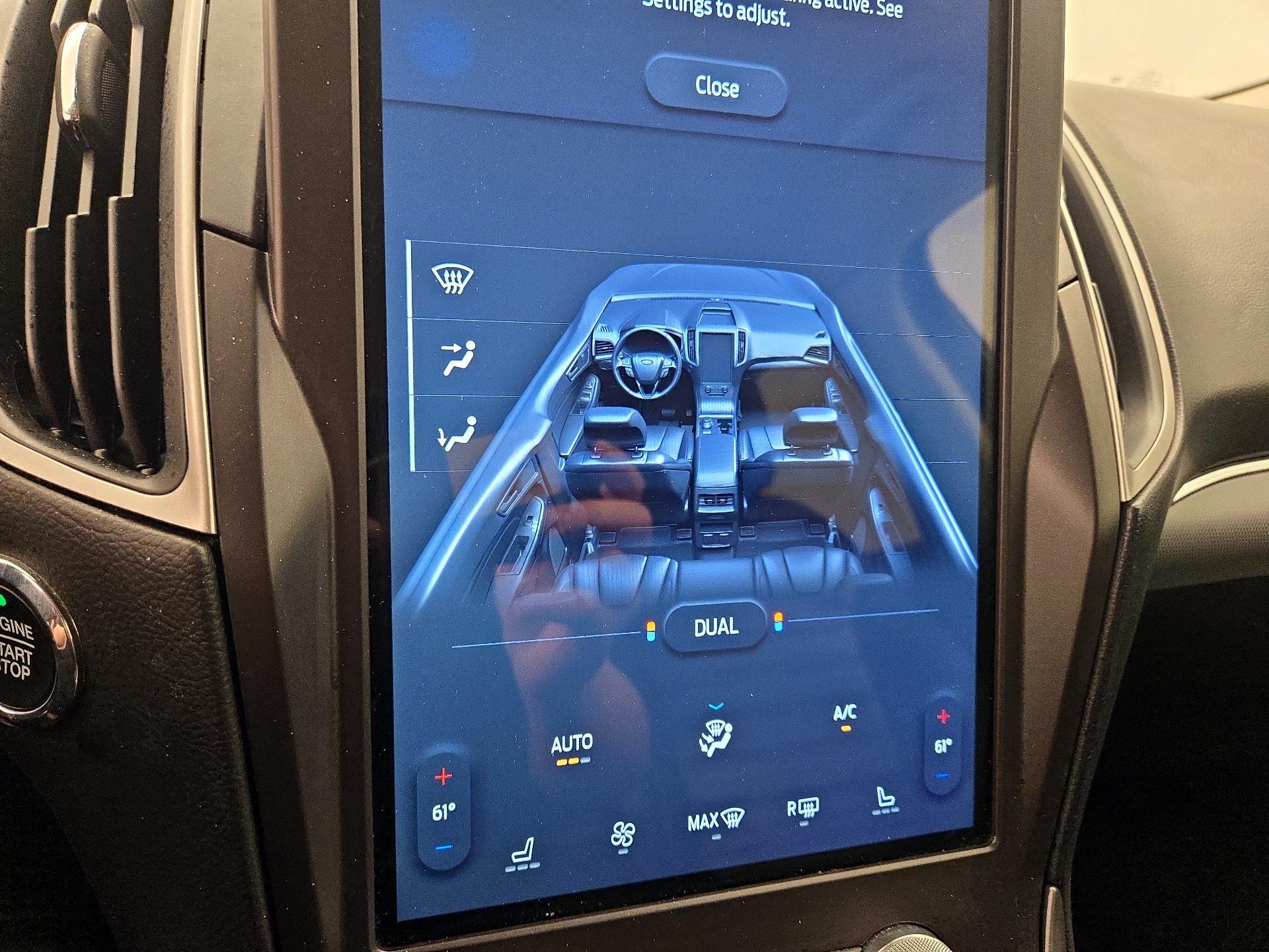 Thumbnail: 2021 Ford Edge - 16