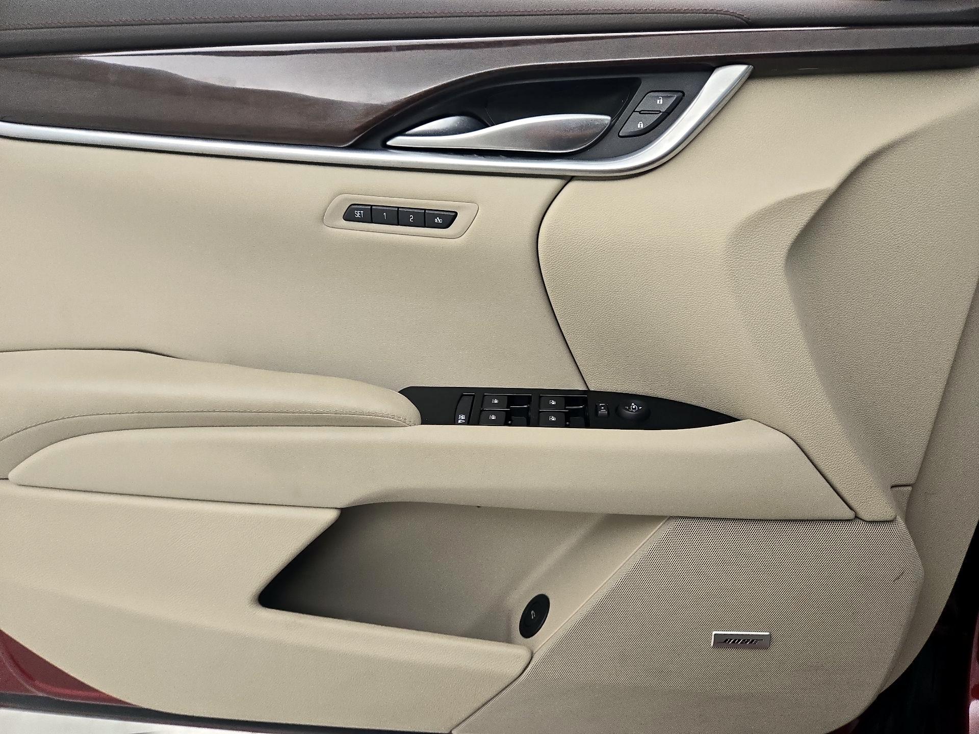 Thumbnail: 2017 Cadillac XTS - 12