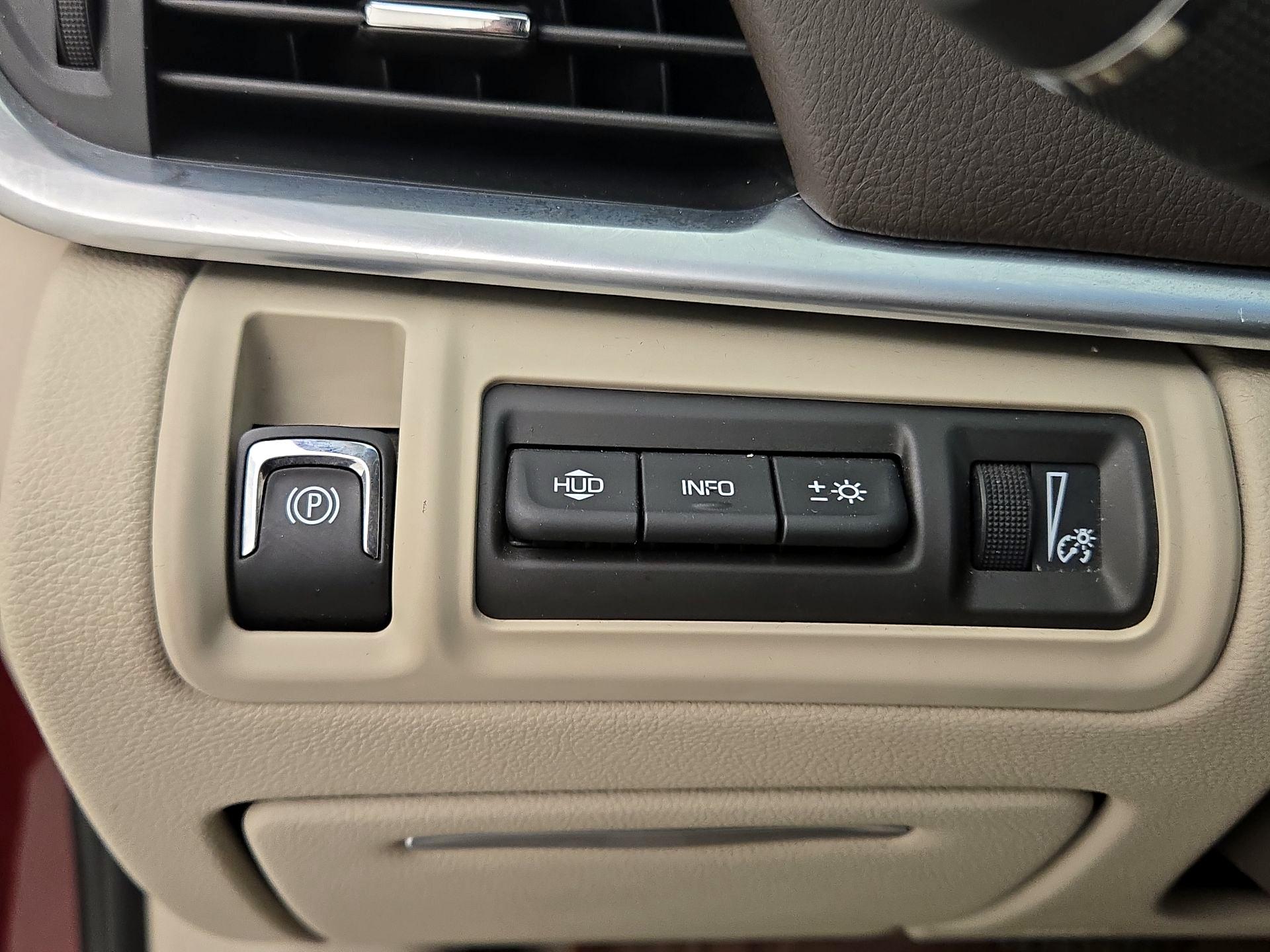 Thumbnail: 2017 Cadillac XTS - 13