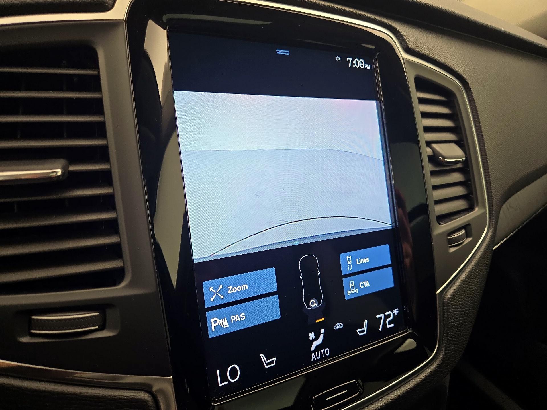 Thumbnail: 2020 Volvo XC90 - 15