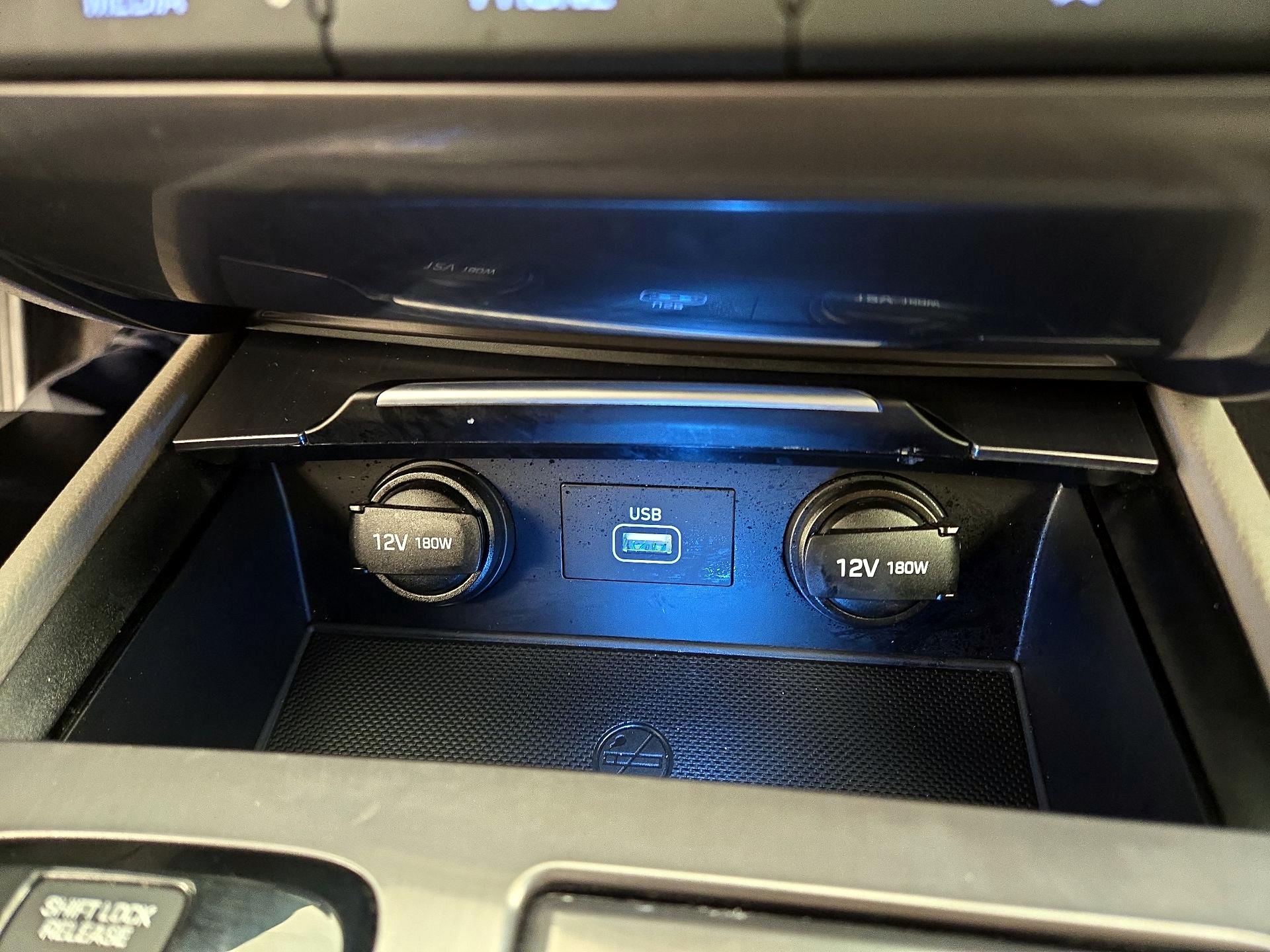 Thumbnail: 2019 Genesis G80 - 19