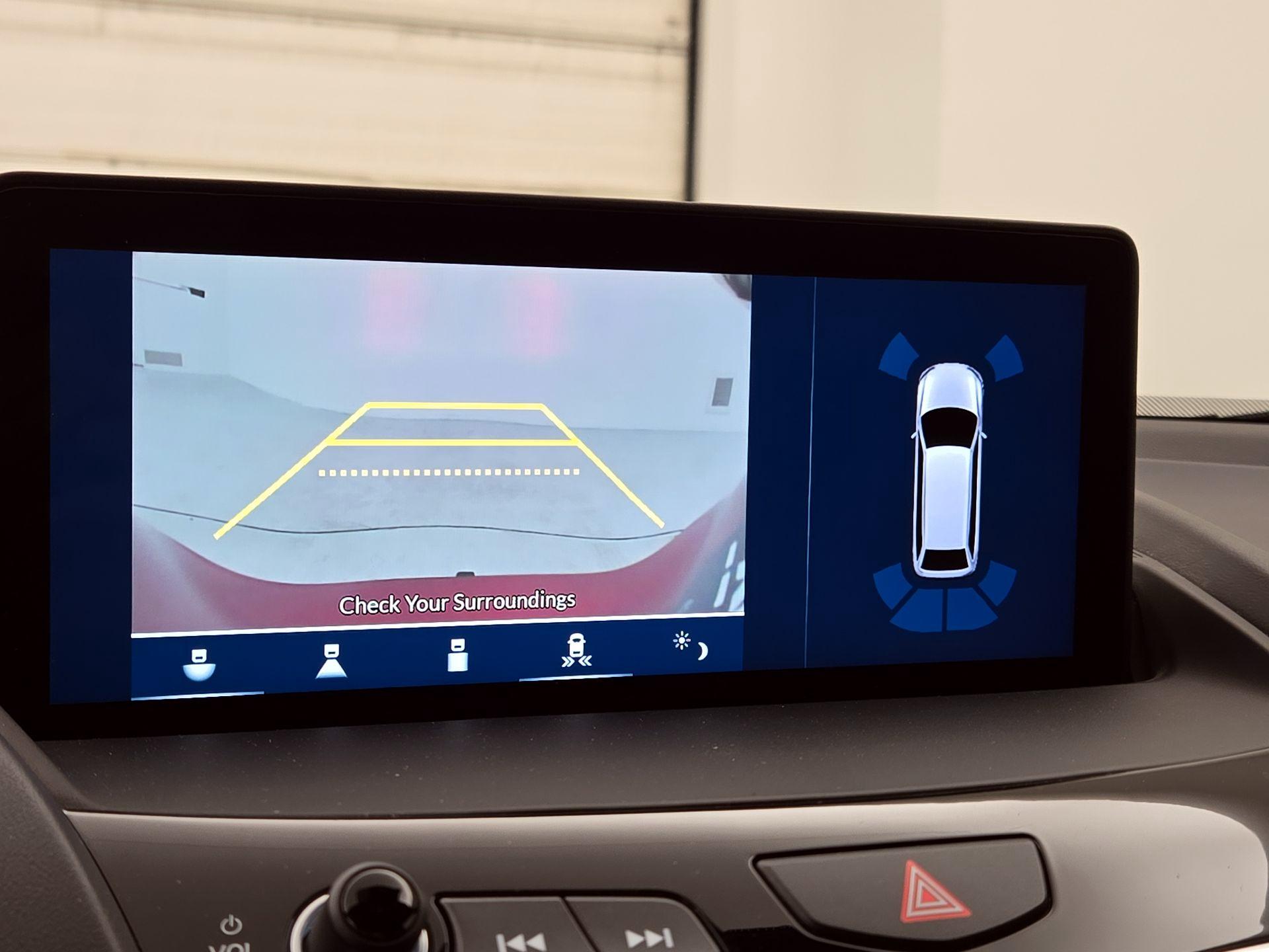 Thumbnail: 2021 Acura RDX - 15