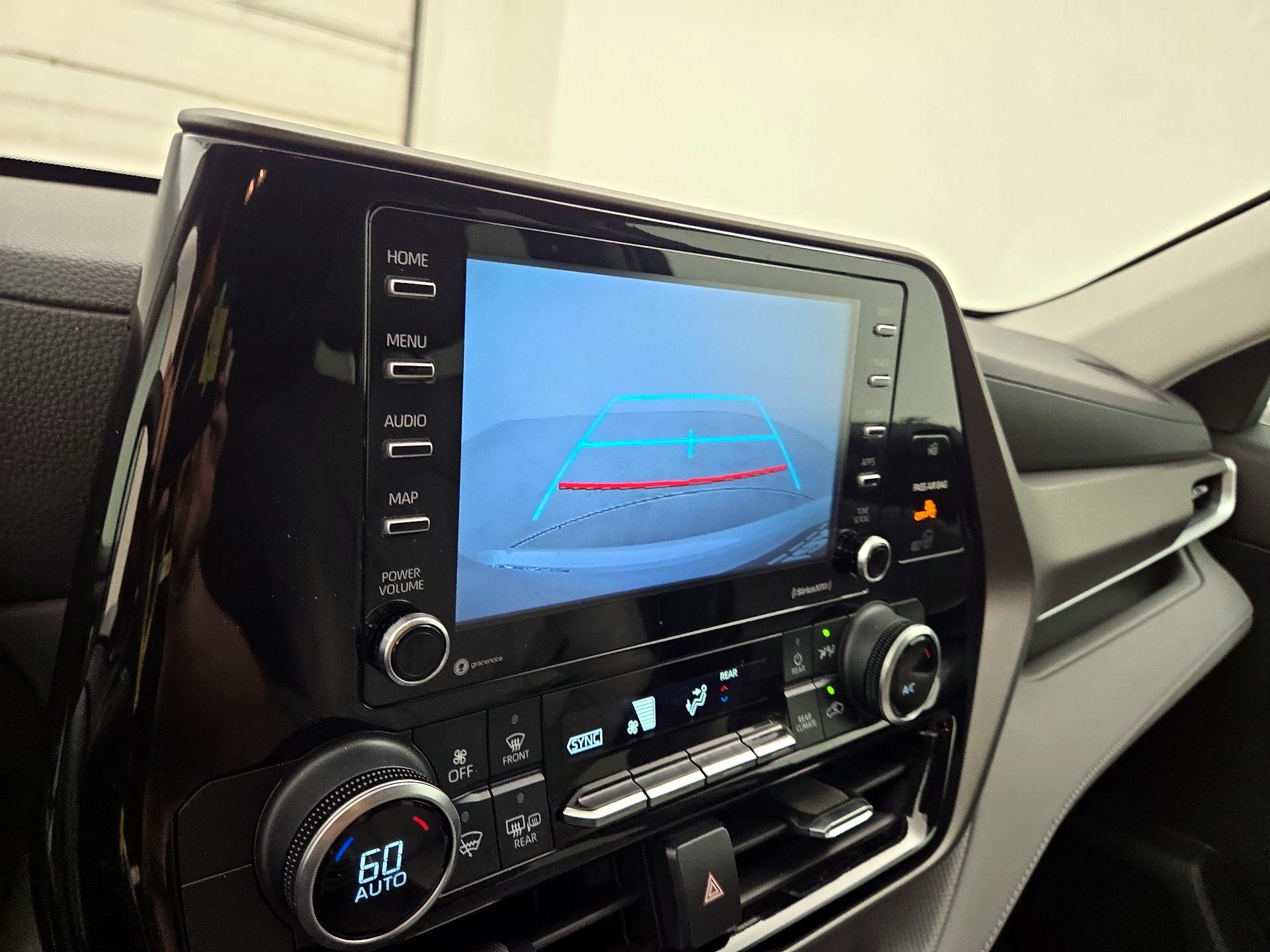 Thumbnail: 2022 Toyota Highlander - 14