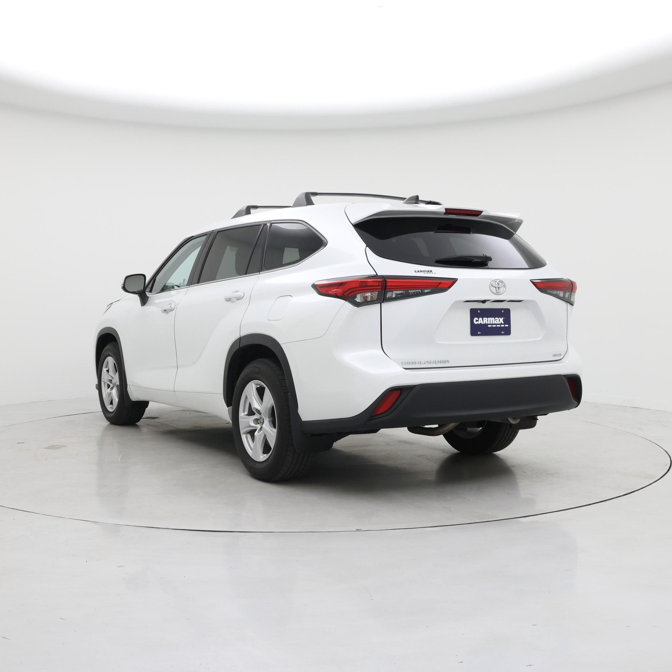 Thumbnail: 2022 Toyota Highlander - 2