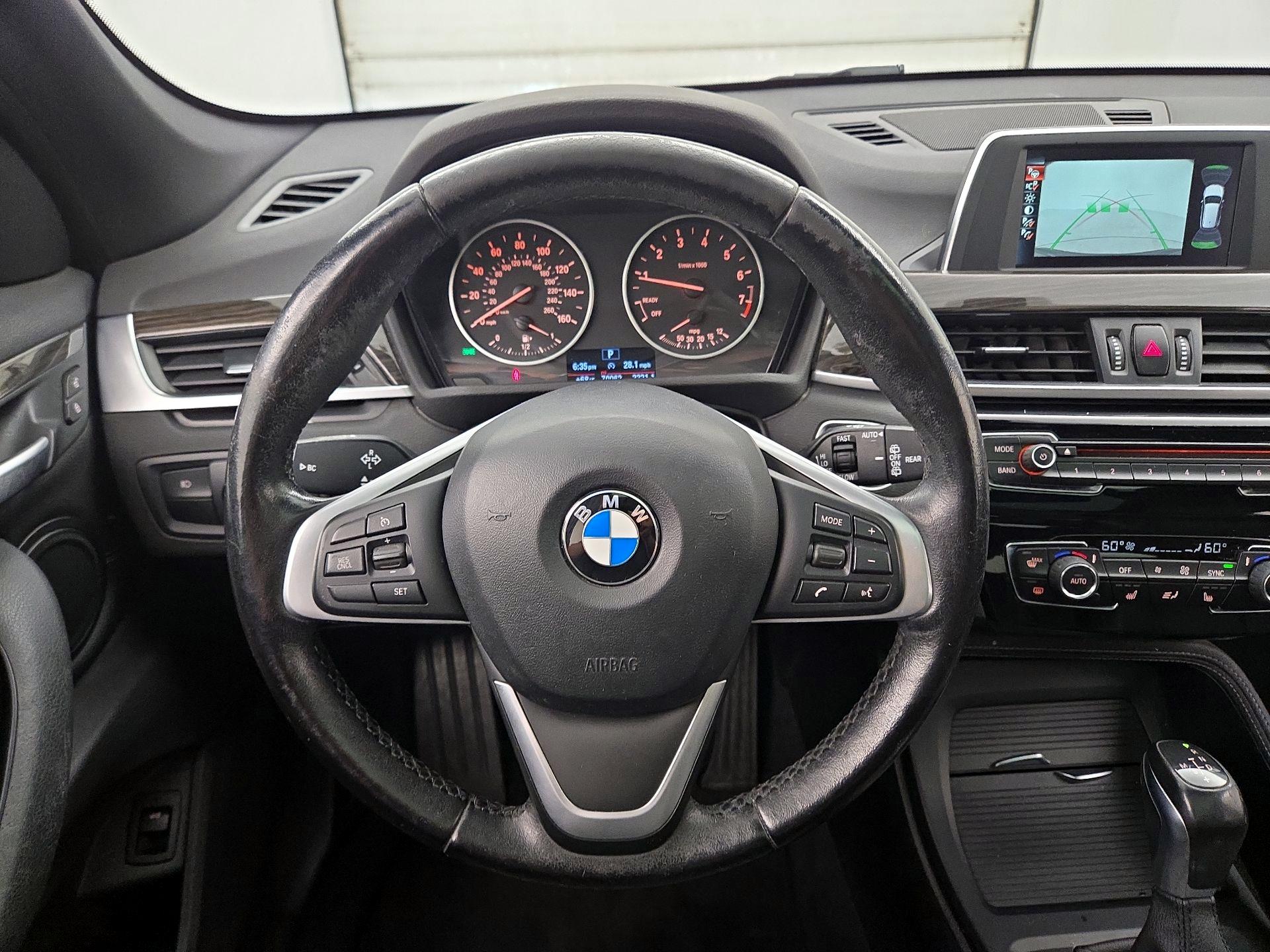 Thumbnail: 2017 BMW X1 - 10