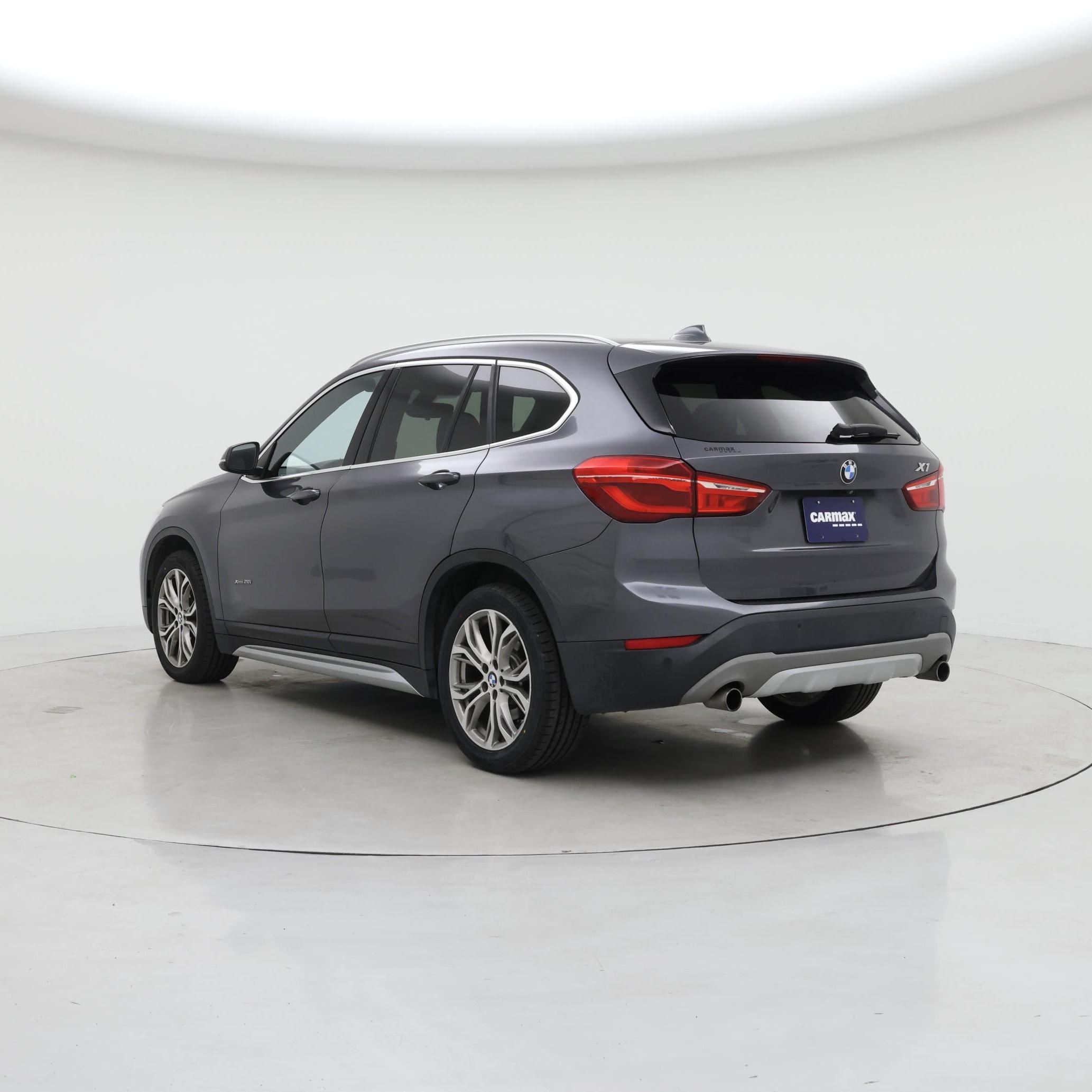 Thumbnail: 2017 BMW X1 - 2