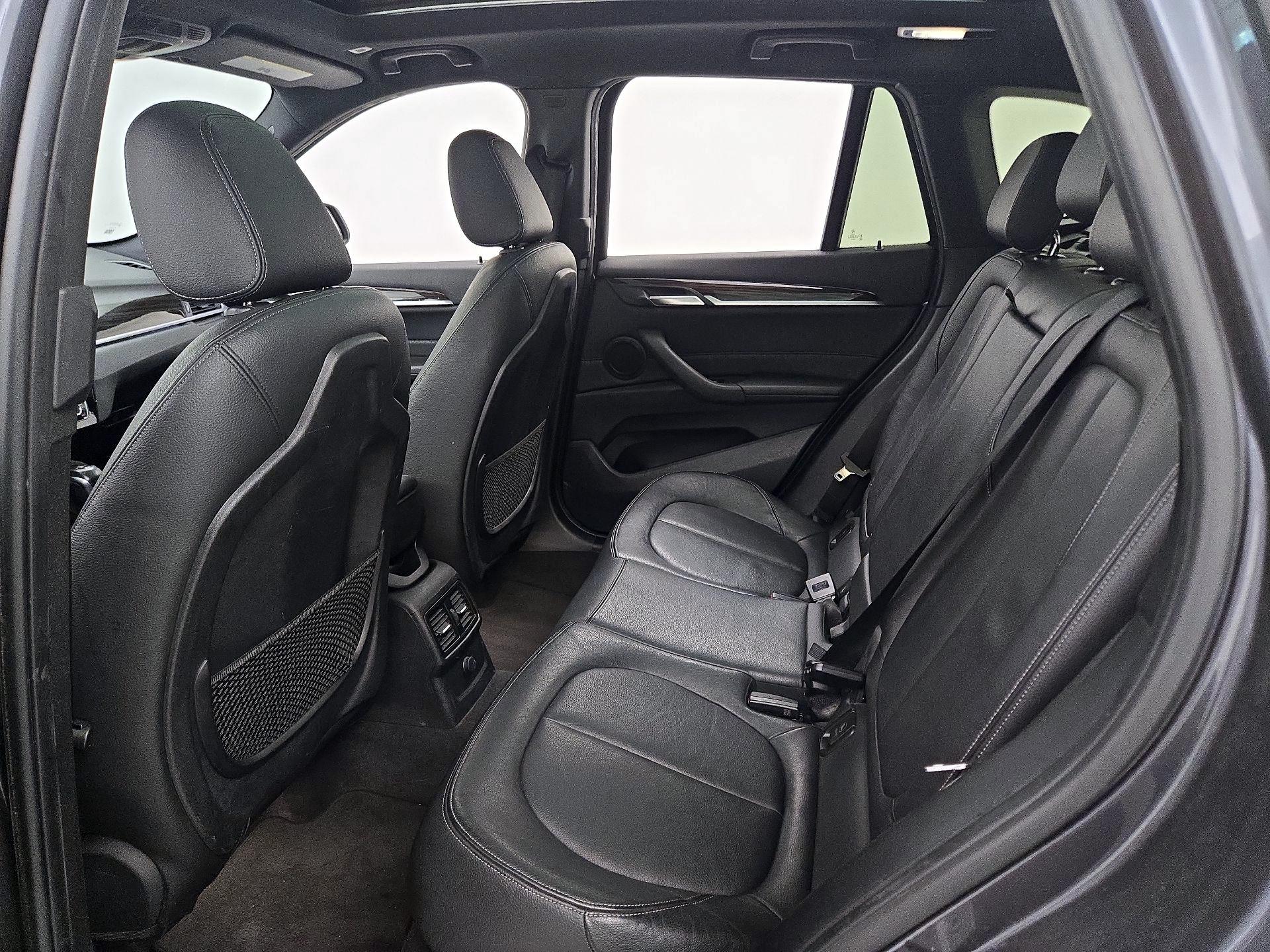 Thumbnail: 2017 BMW X1 - 20