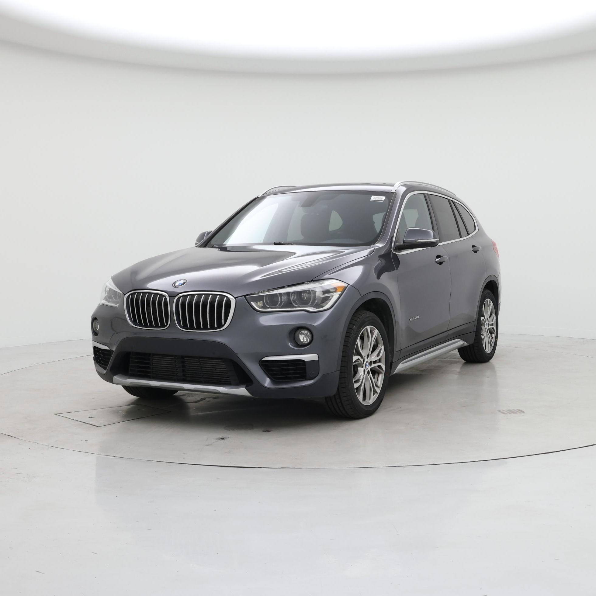 Thumbnail: 2017 BMW X1 - 4
