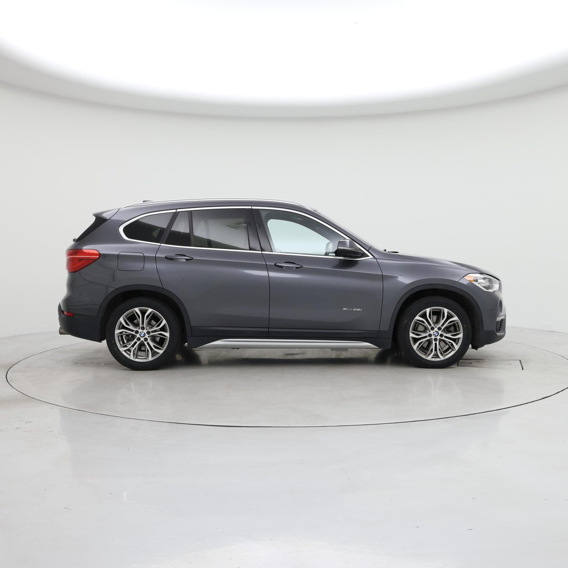 Thumbnail: 2017 BMW X1 - 7